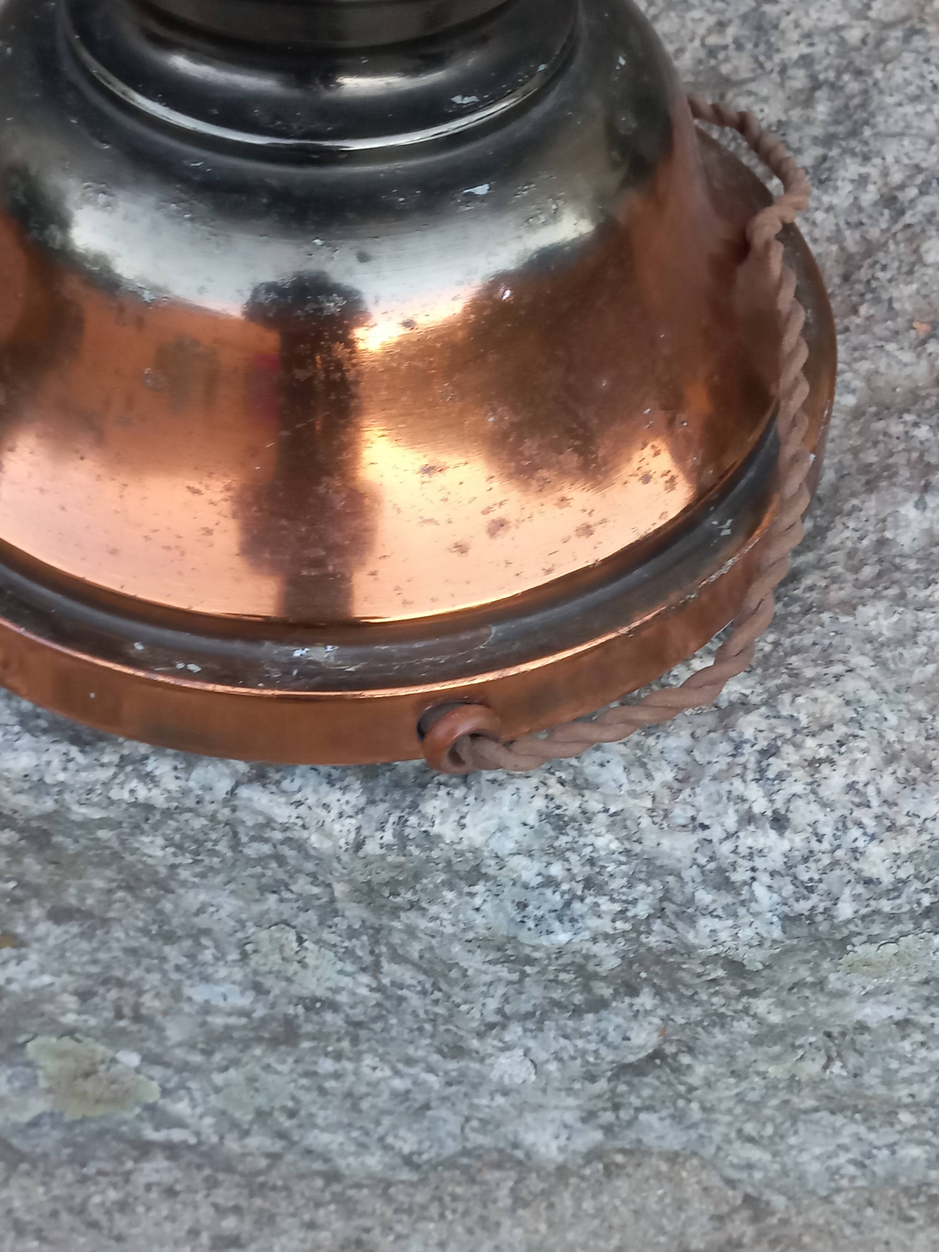 Art Deco tulip lamp in copper metal, 42.5cm from the 1930s.