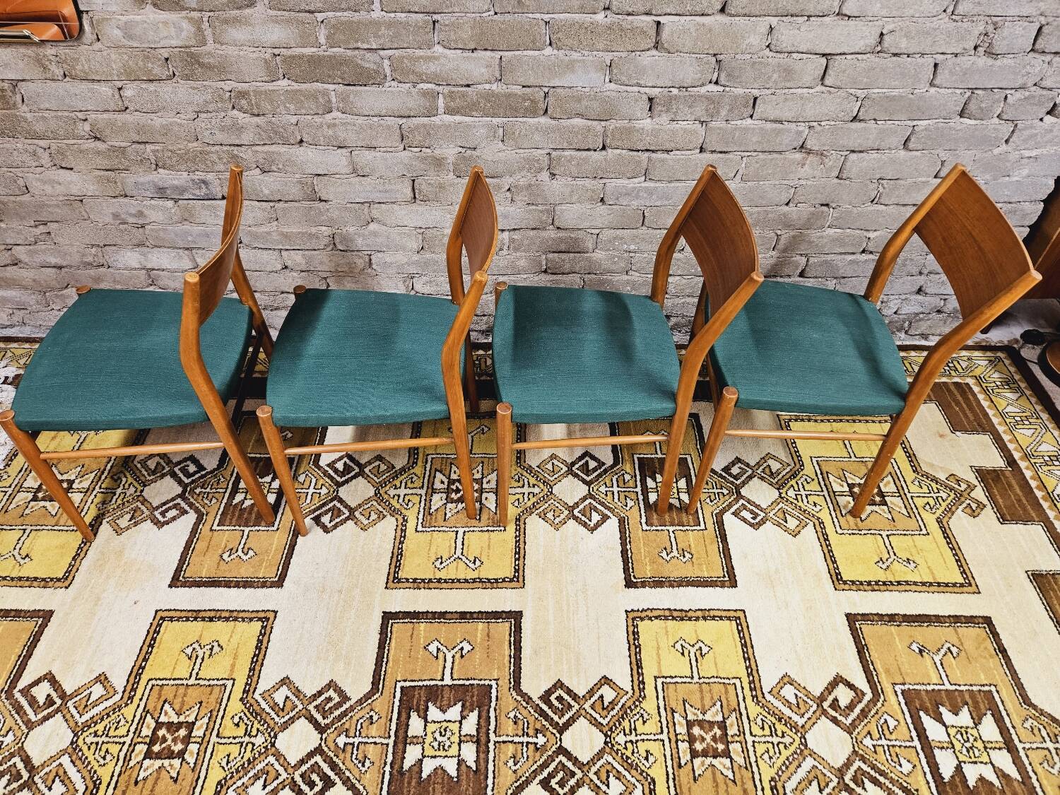 Set of 4 Scandinavian teak chairs by LÜBKE 1960