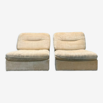 Pair of vintage beige velvet chairs