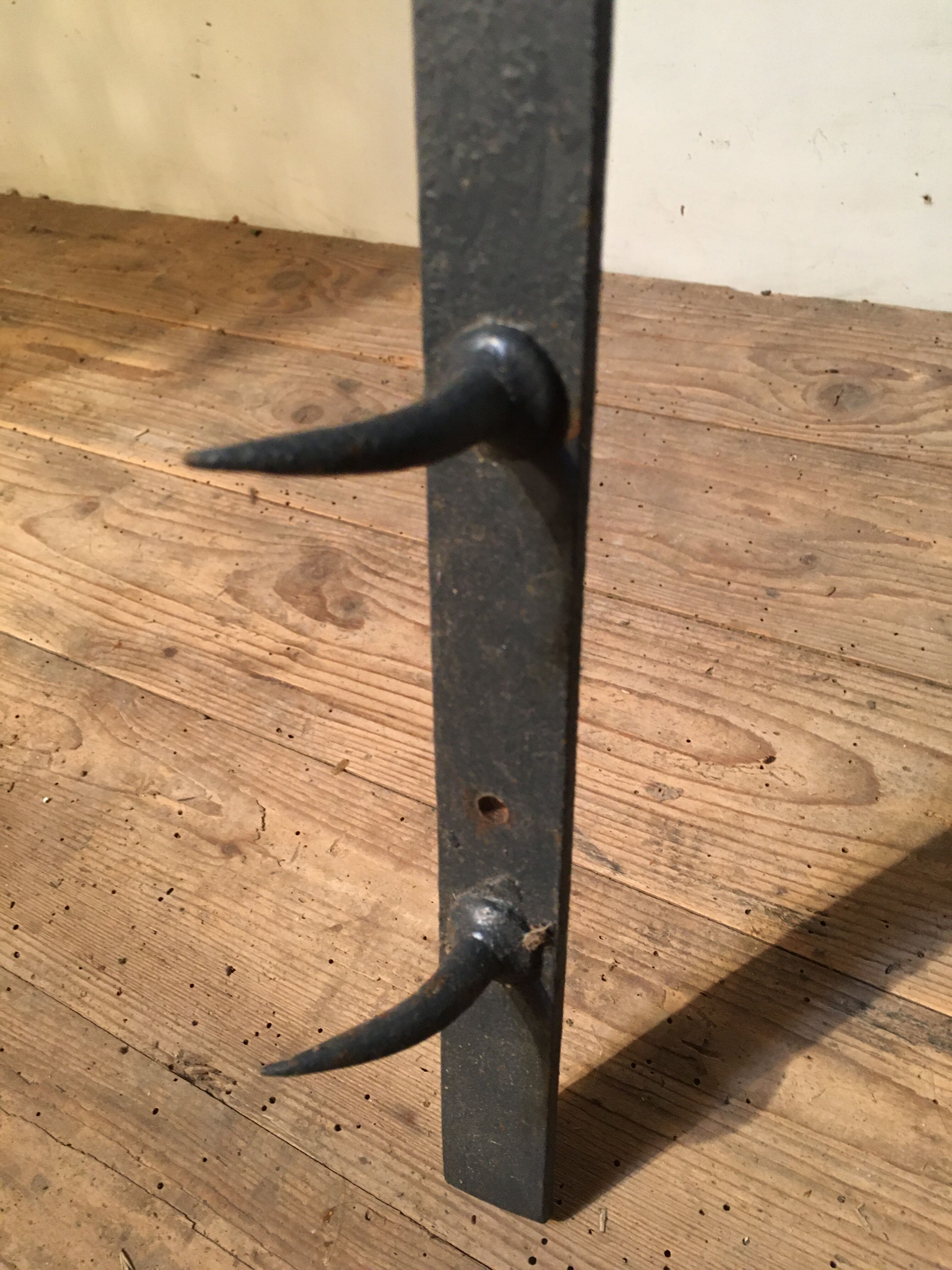 Metal butcher hook bar