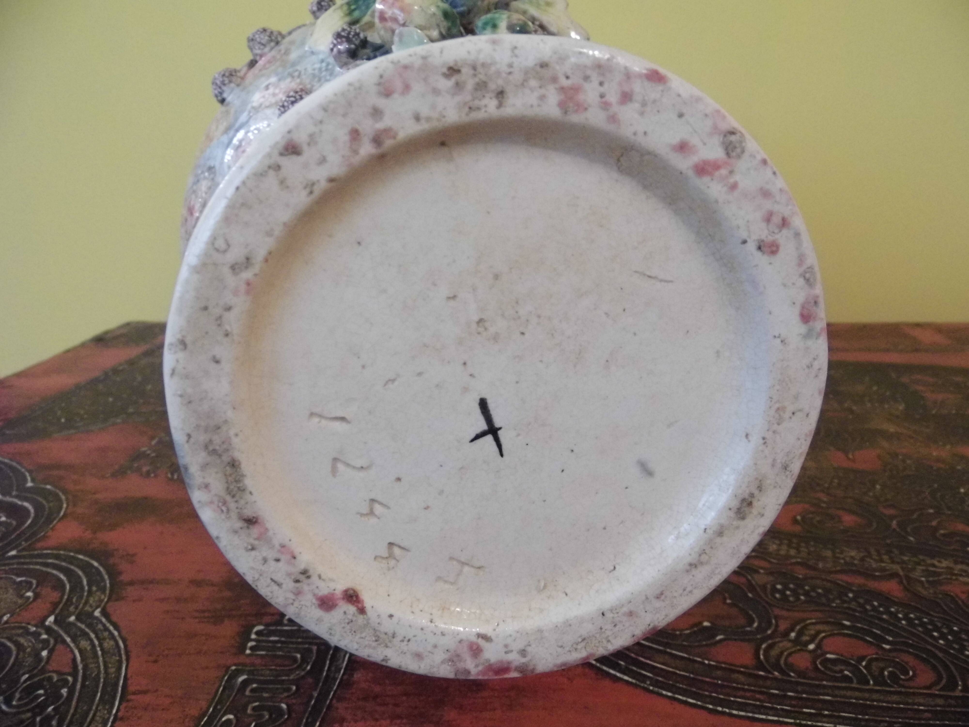 Slip vase, ceramics, late nineteenth century