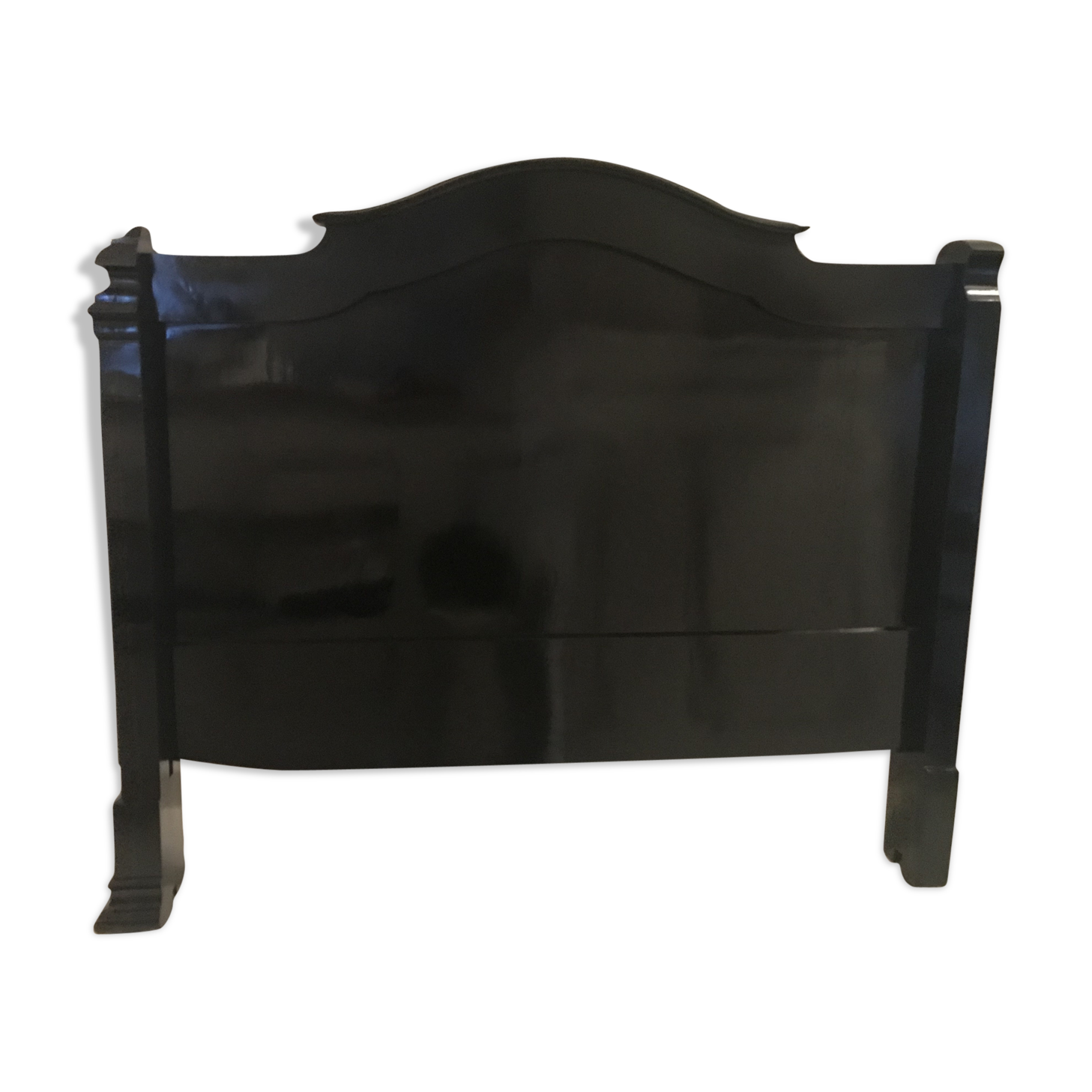 Lacquered wood headboard