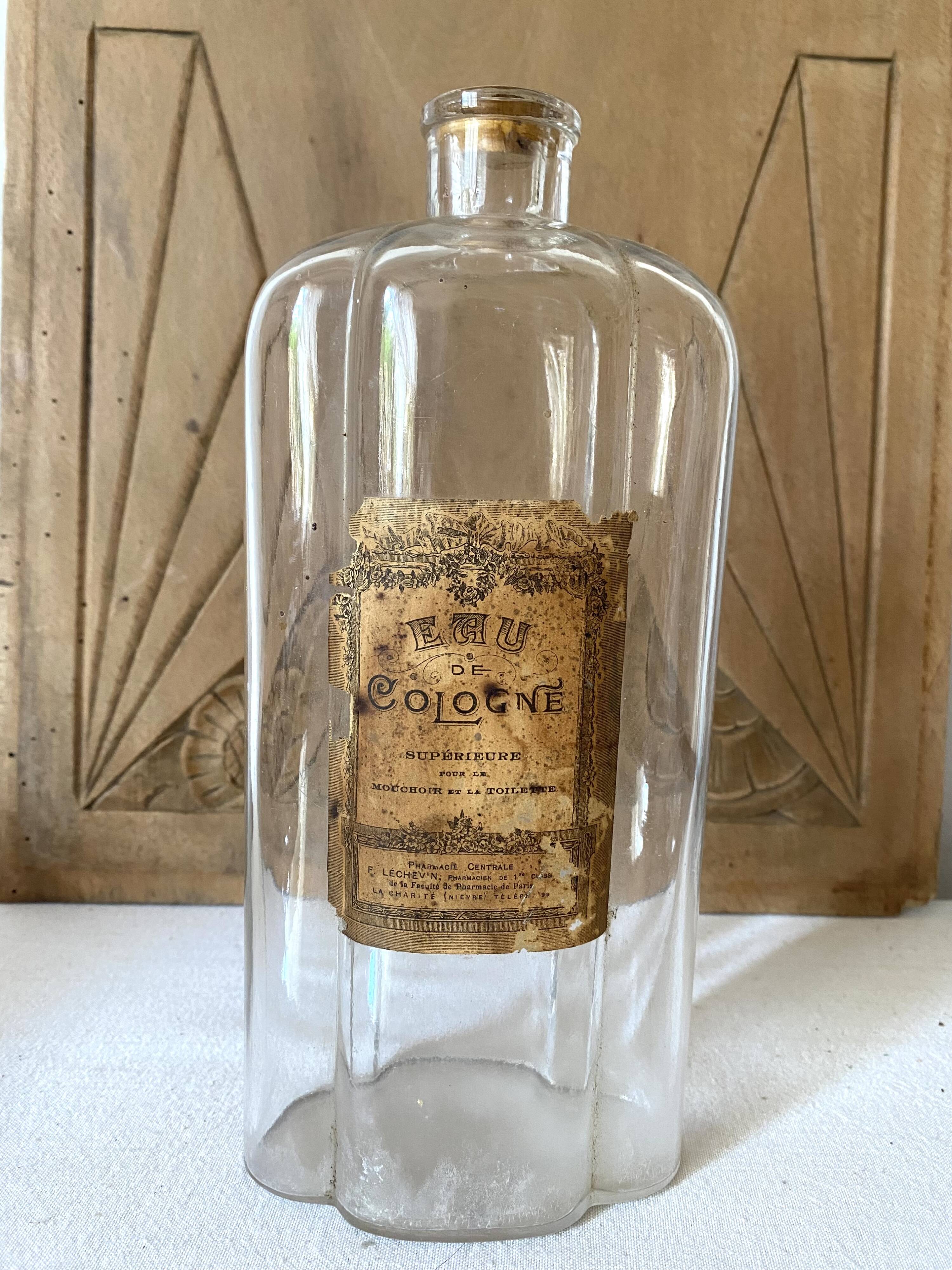 Flacon ancien d'eau de Cologne
