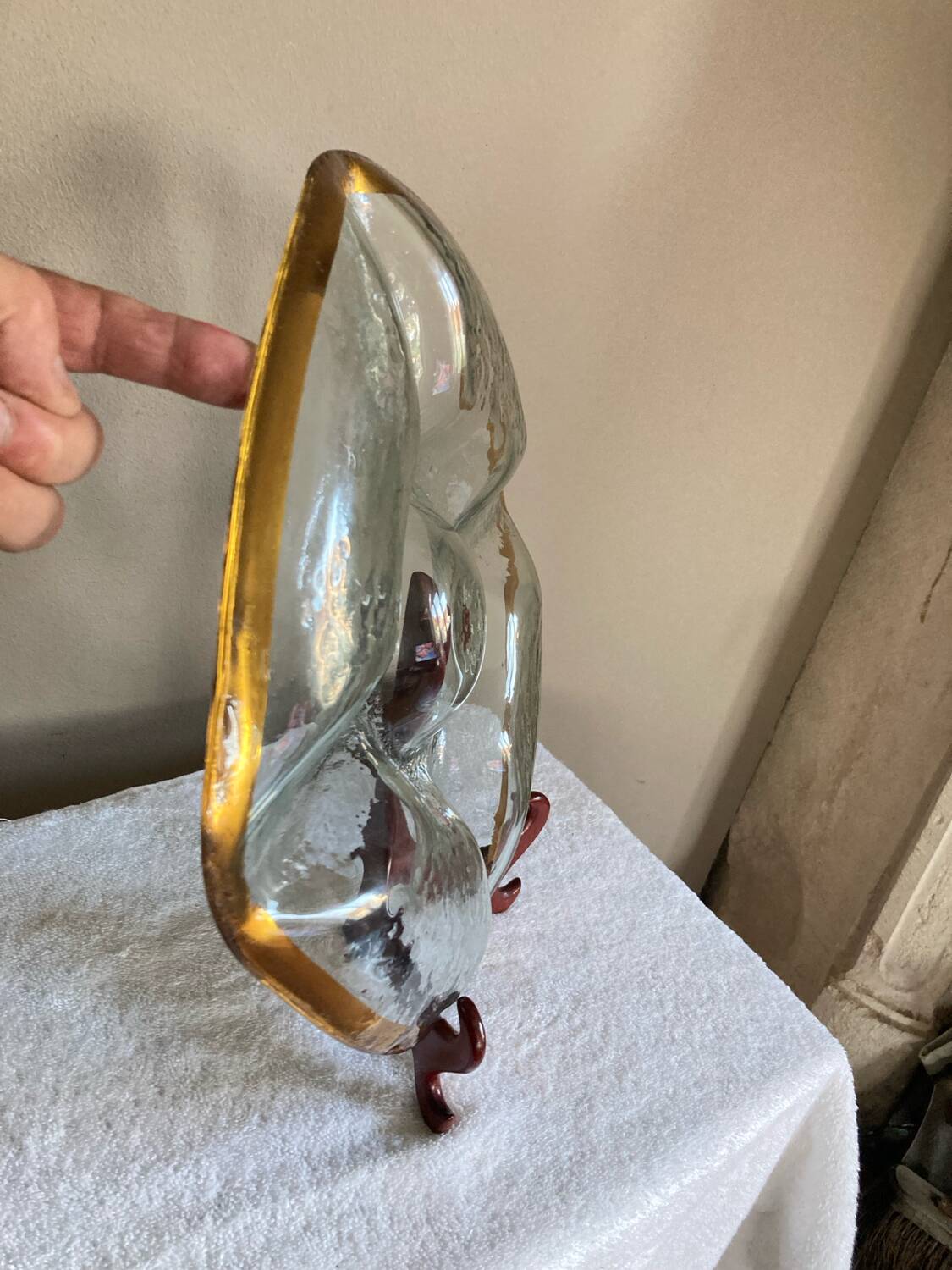 Timeless dish signed Annie Glass 38/36 made in the USA gilded with 24k fine gold