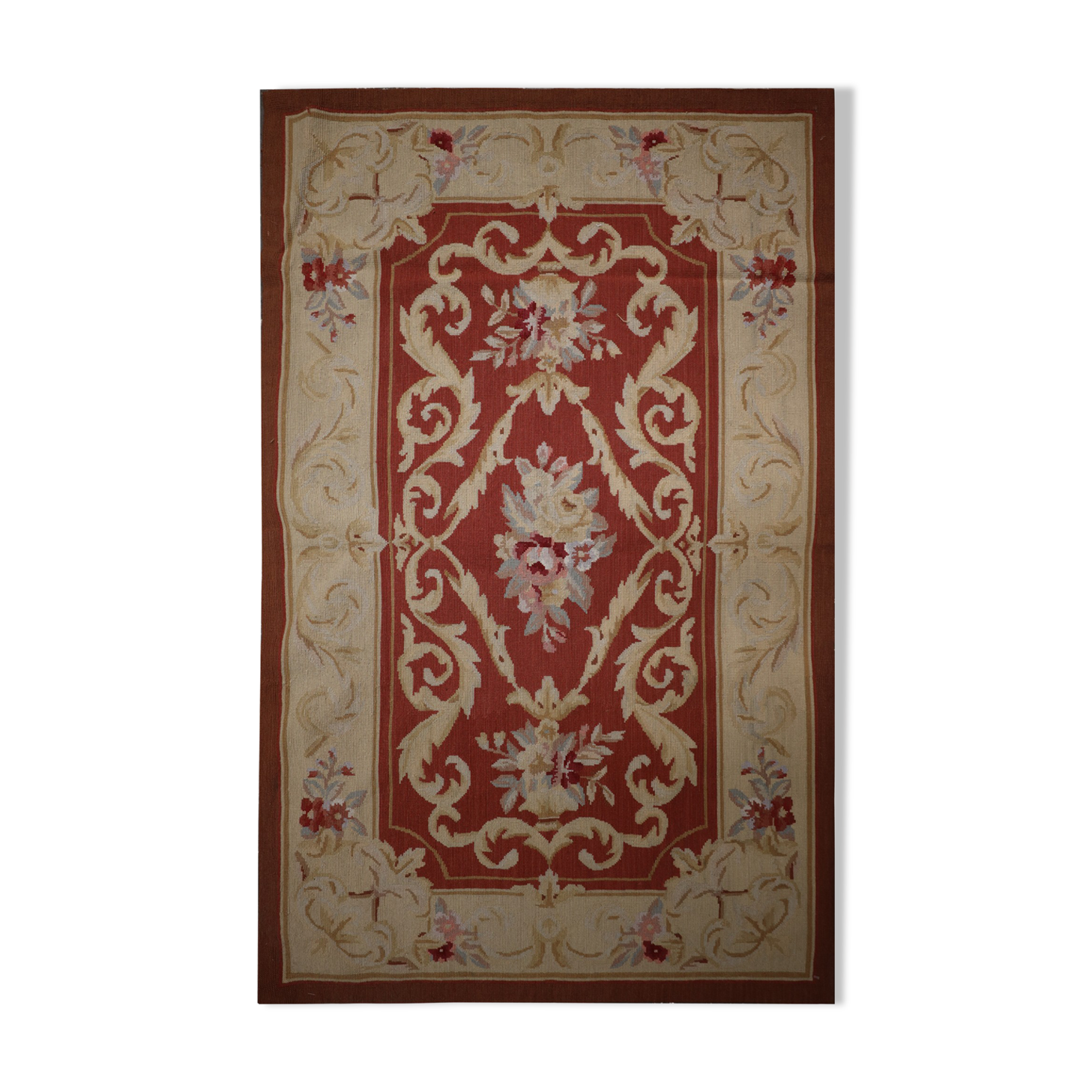 Traditional Red Wool Needlepoint Rug Handwoven Area Rug 91x152cm