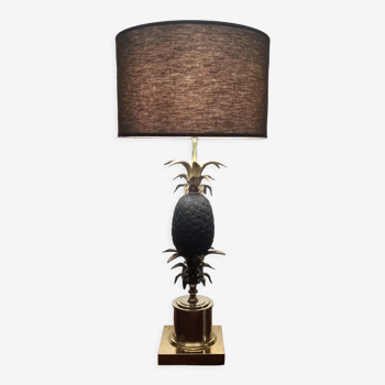 Pineapple lamp