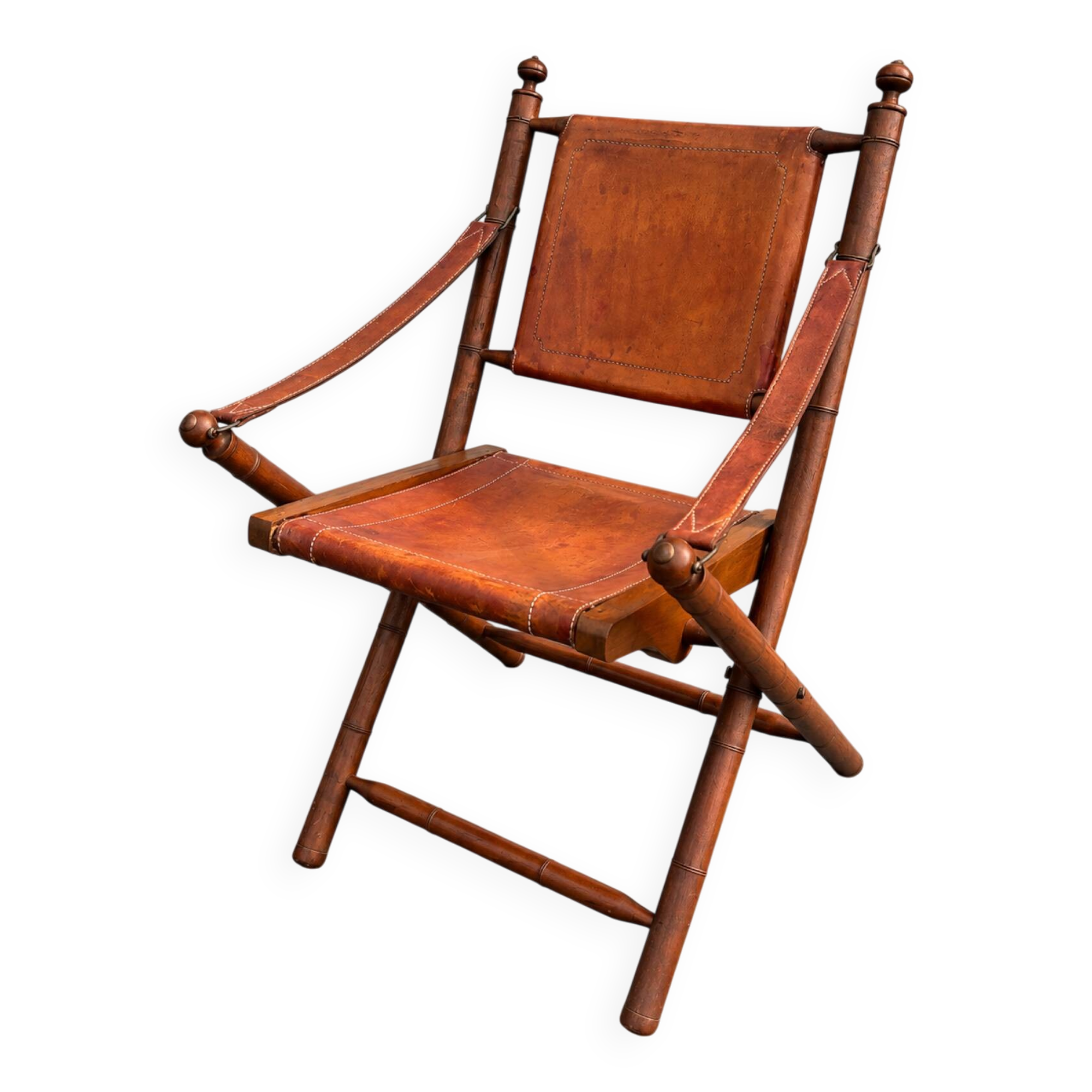 Vintage Safari Armchair in Cognac Leather and Turned Wood – 1940s/50s