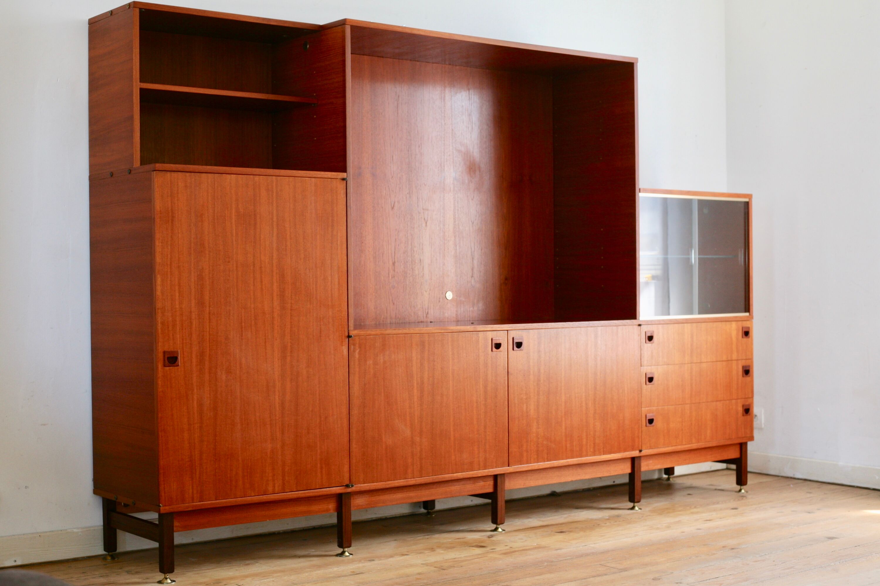 Furniture MULTI TV 67 by André Monpoix, edition MEUBLES TV, France, circa 1960