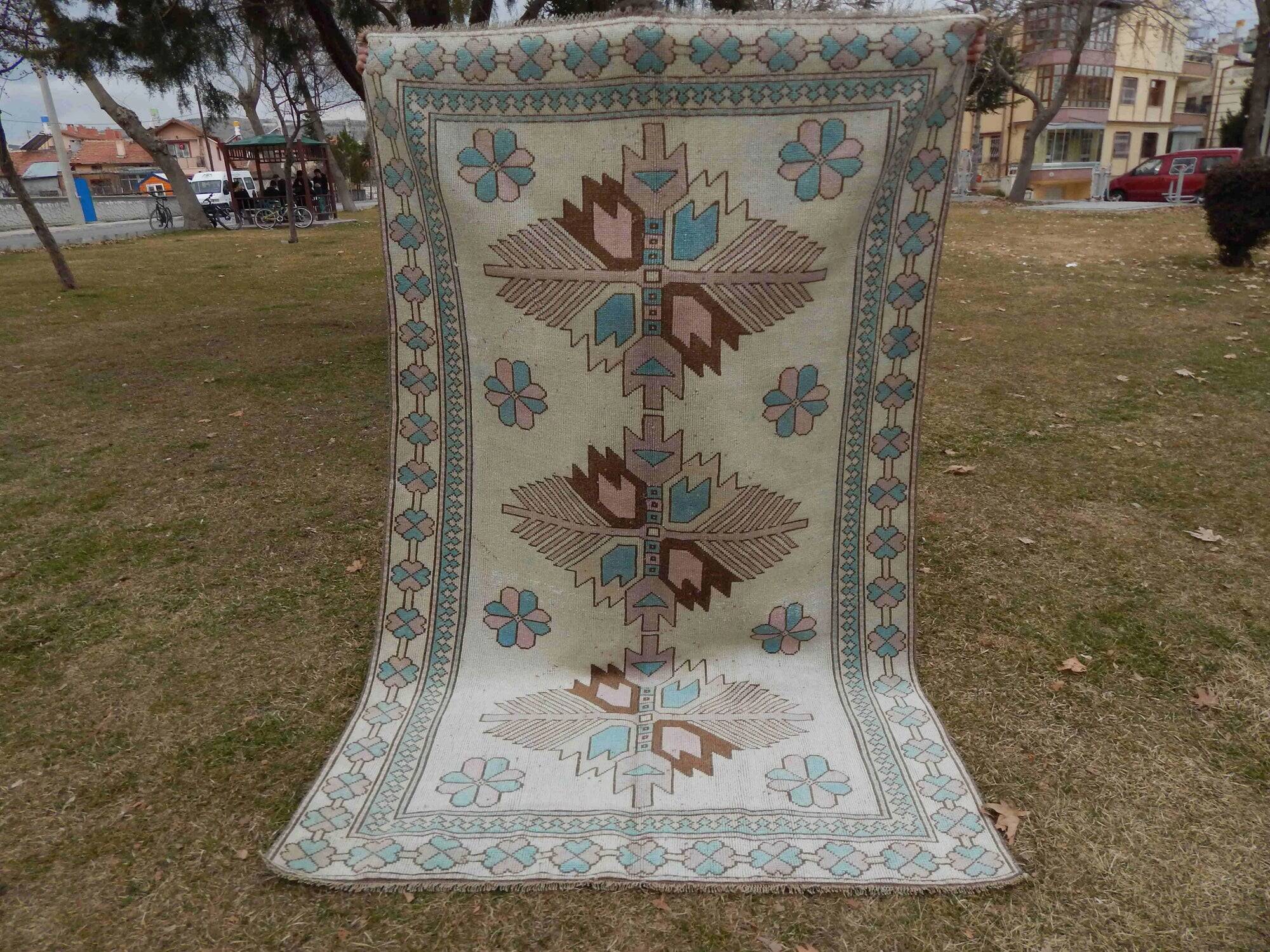 Vintage Turkish hallway rug 151x238 cm
