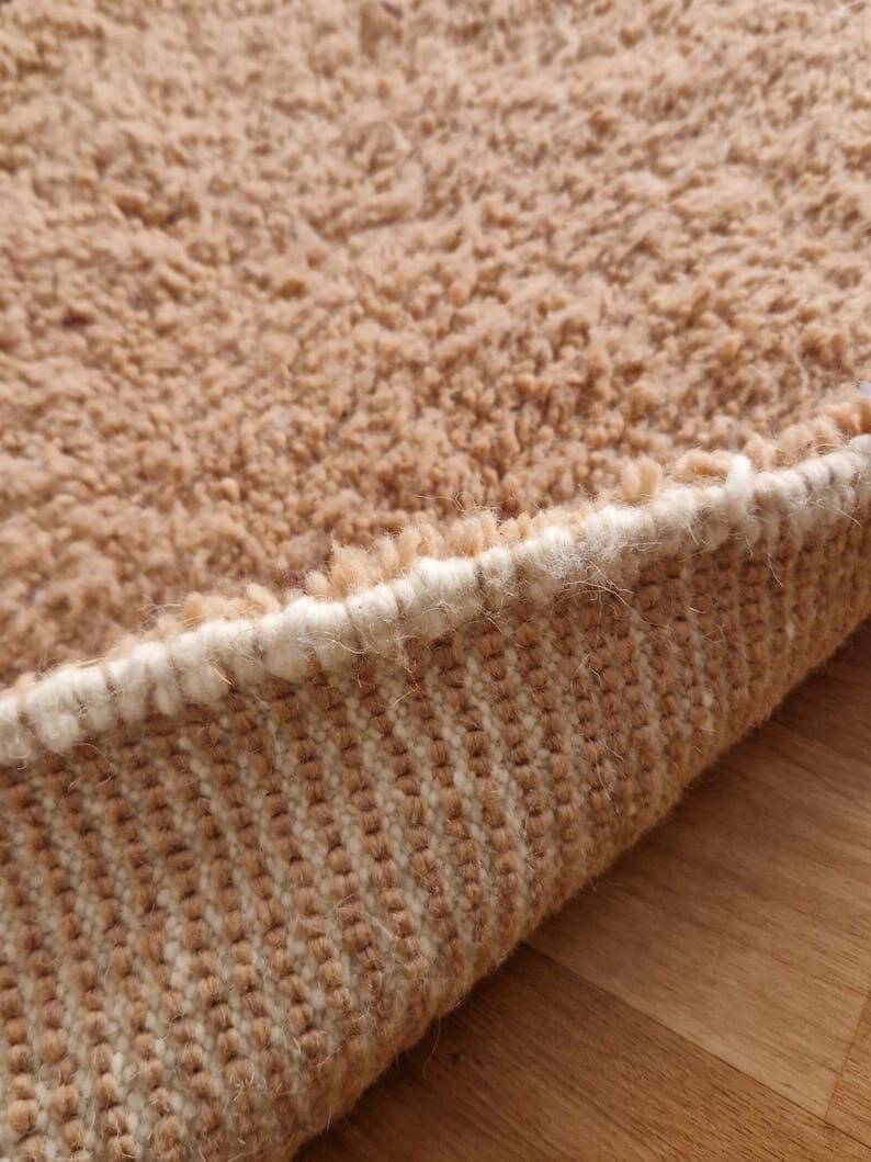 Handmade traditional pure natural wool rug, size 170 x 250 cm