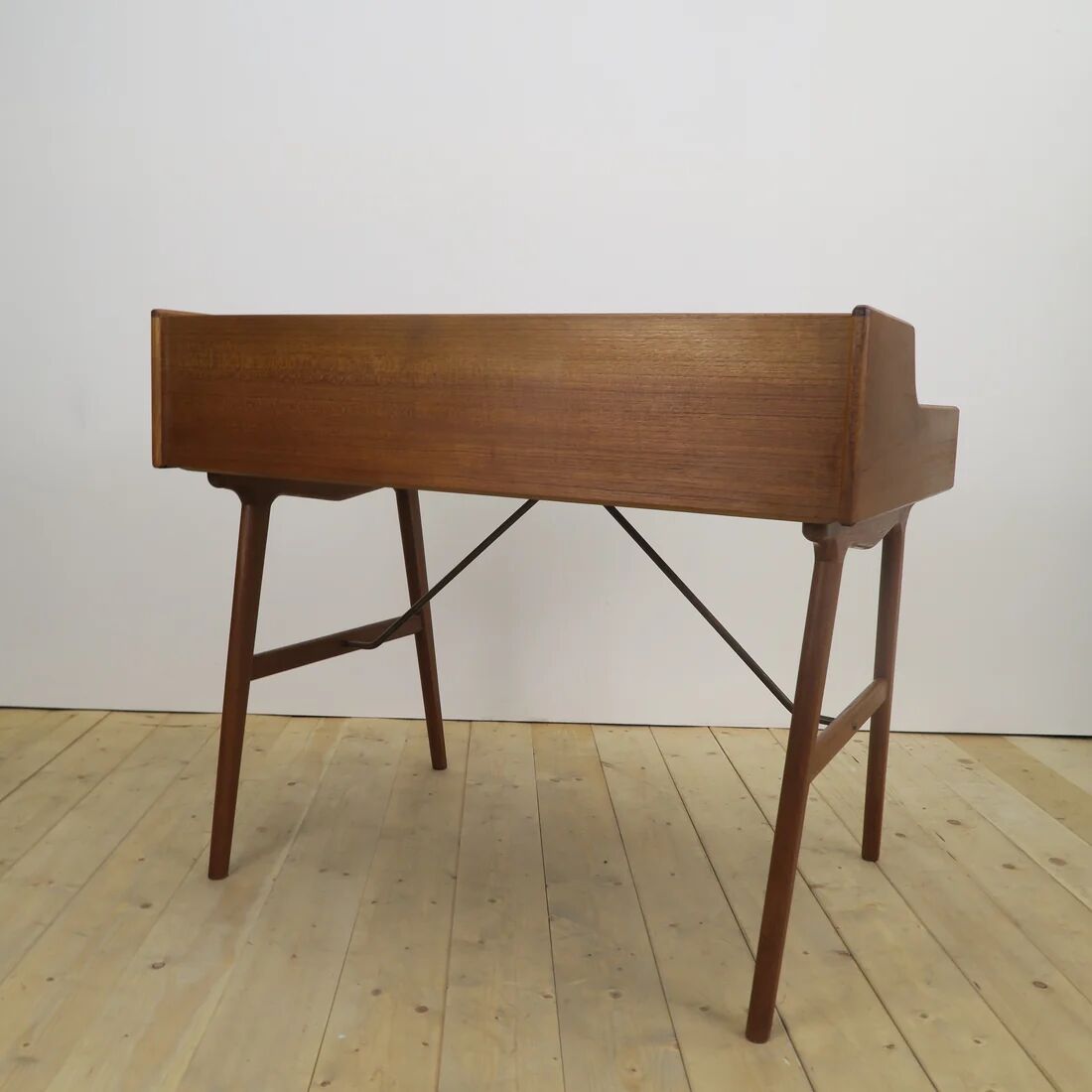 Model 56 desk in teak by Arne Wahl Iversen for Vinde Møbelfabrik, Denmark 1960