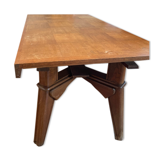 Dining room table