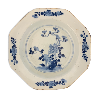 Assiette creuse en porcelaine « bleu blanc » de la famille bleue, 18e siècle