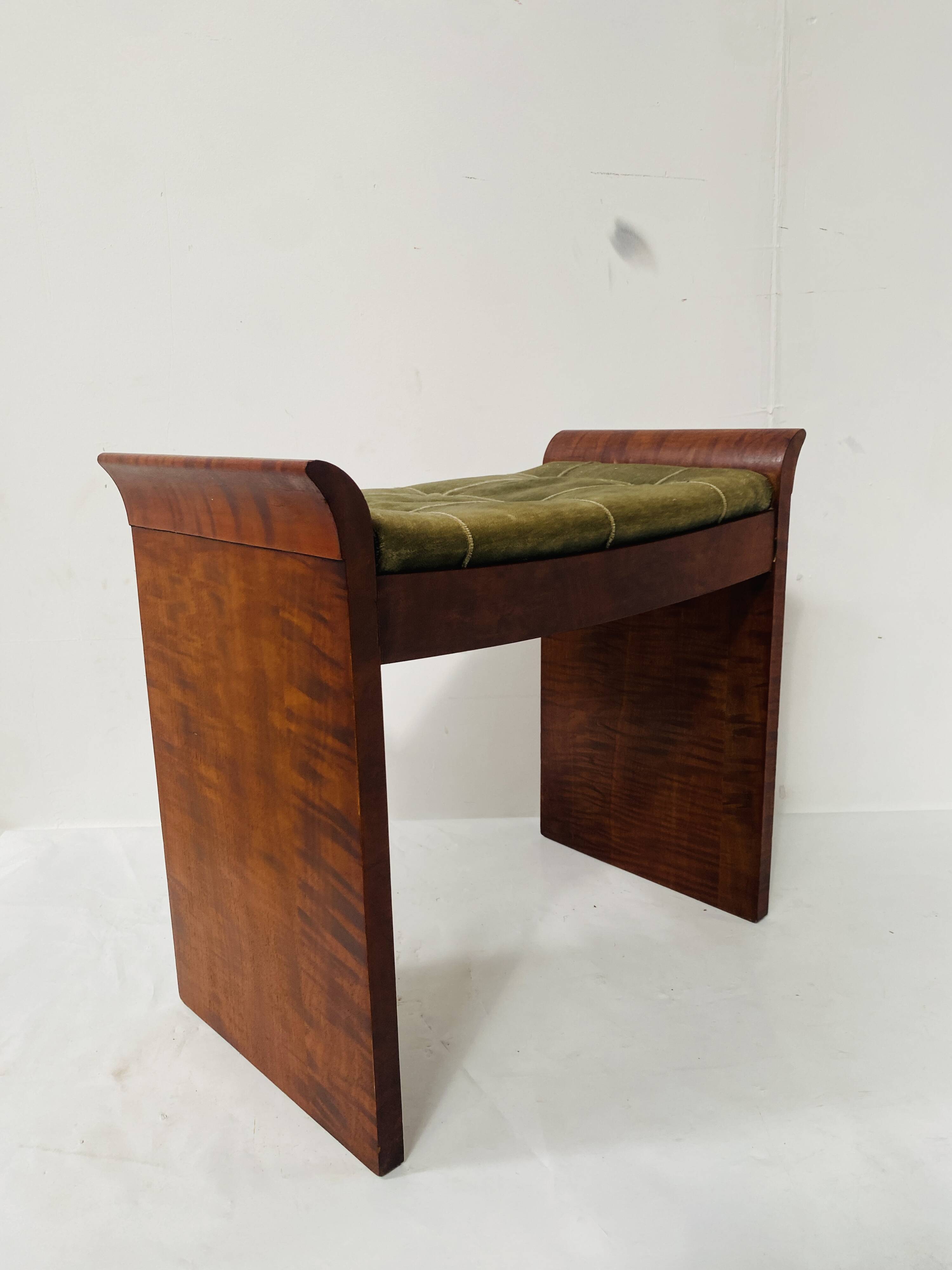 Art Deco piano bench in mottled mahogany. 20th century