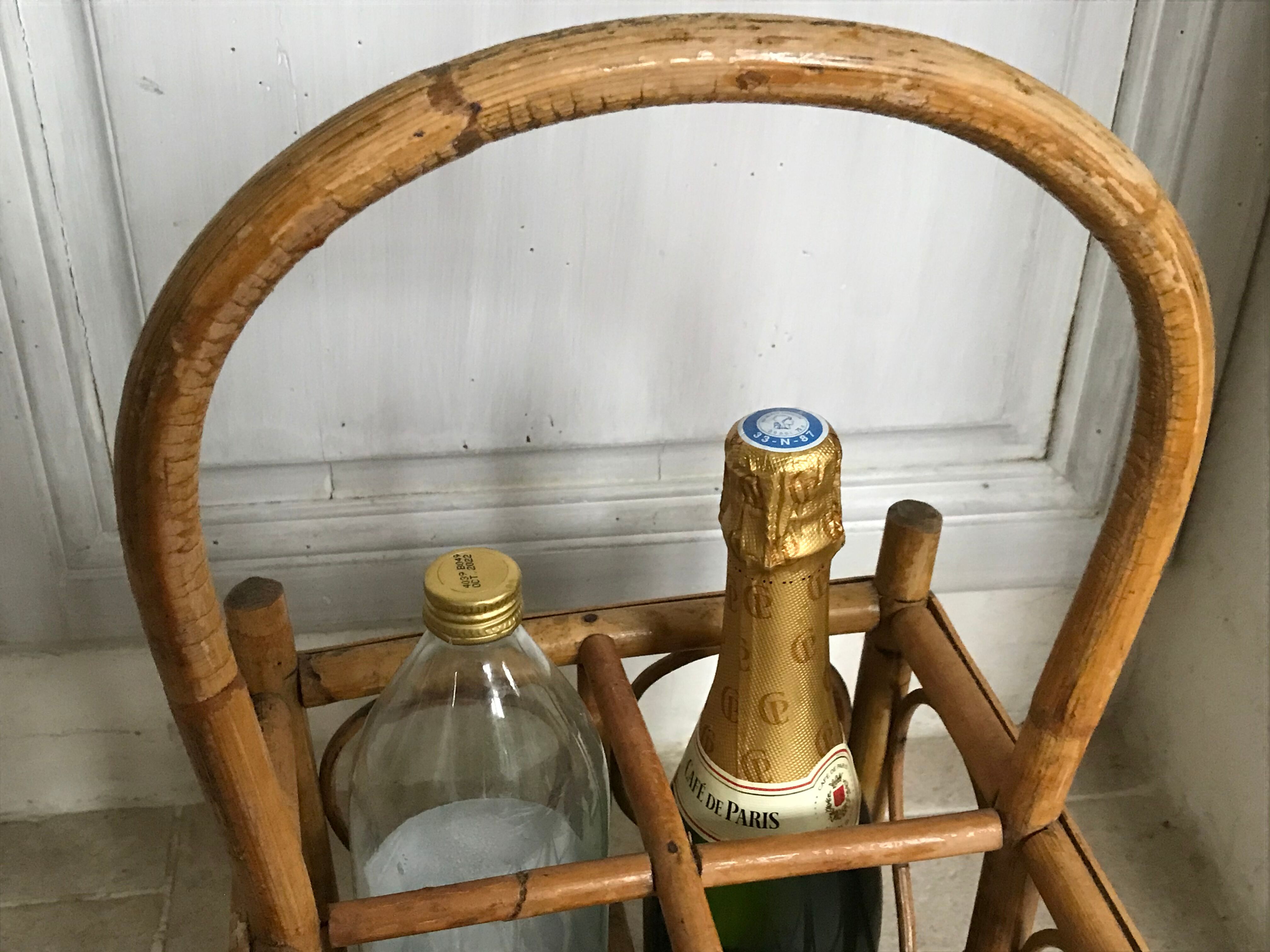 Rattan bottle holder
