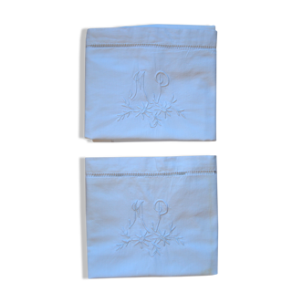 Suite of 2 pillowcases pillow embroidered and monogrammed MP