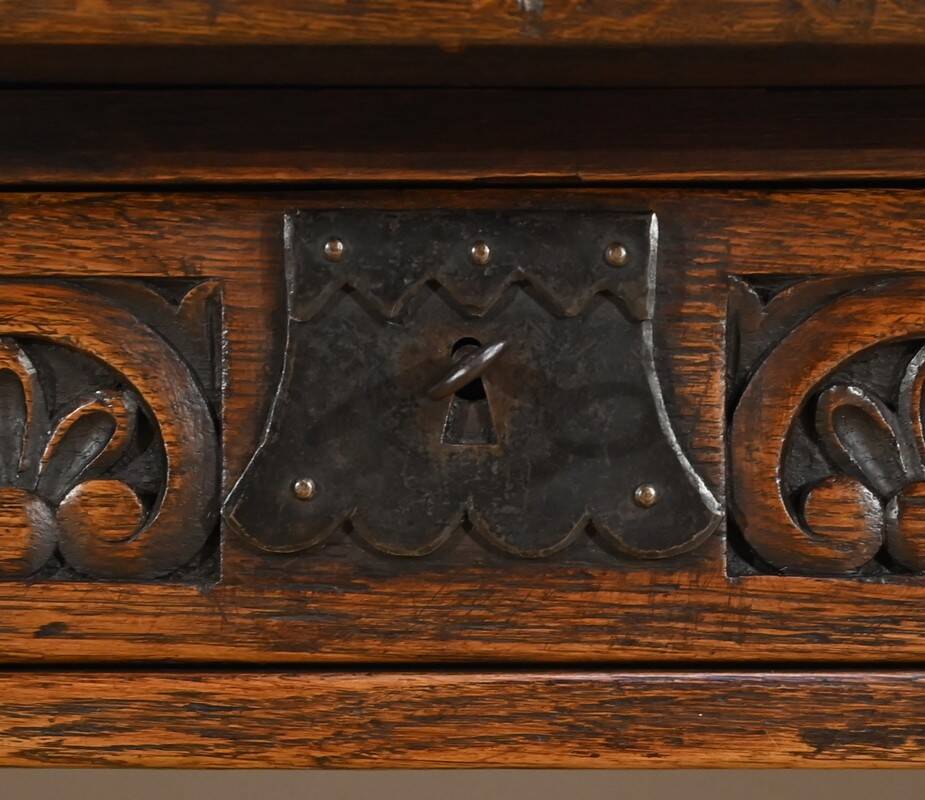 Oak Desk Table, Neo-Gothic style – Early 20th century