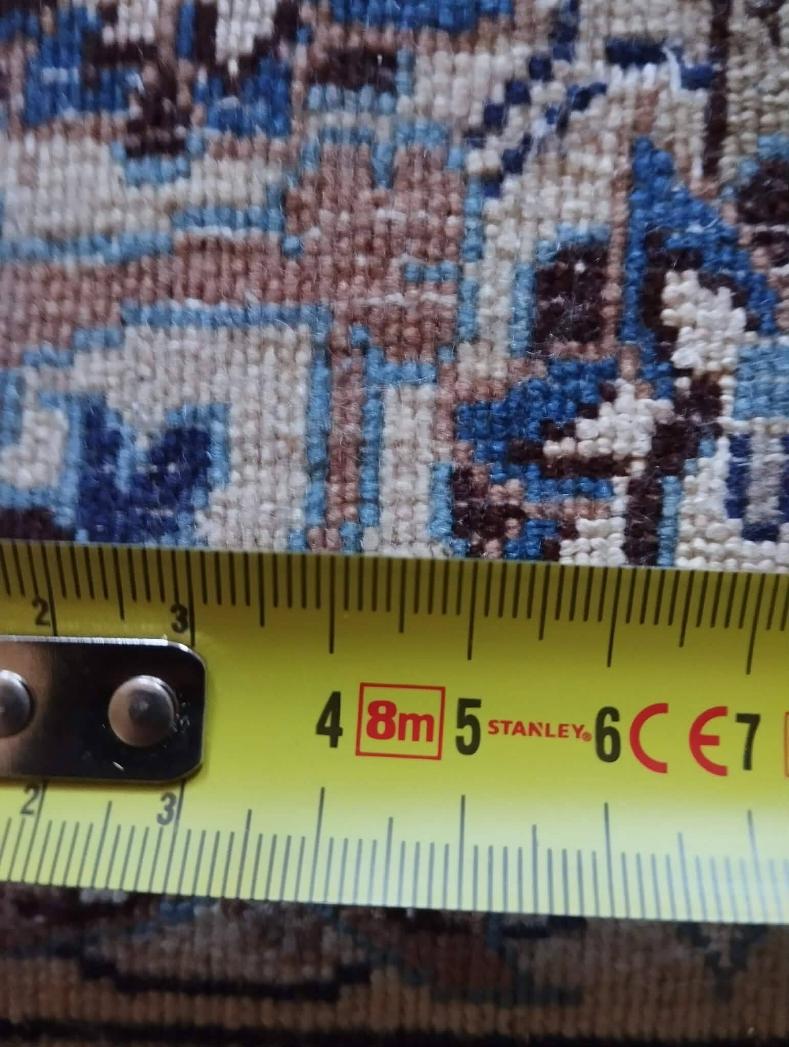 handmade Naïn Persian carpet 192x125cm