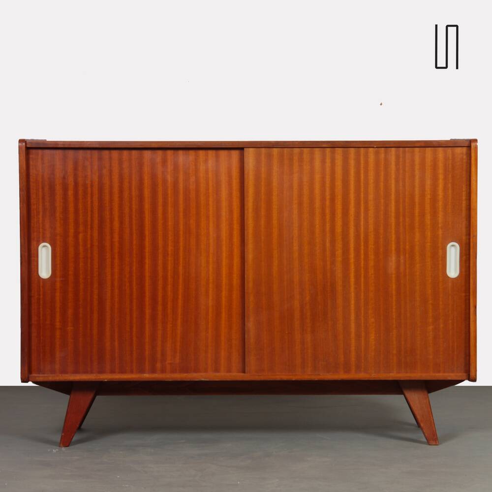 Commode en placage acajou dessinée par Jiri Jiroutek, modèle U-452, 1960
