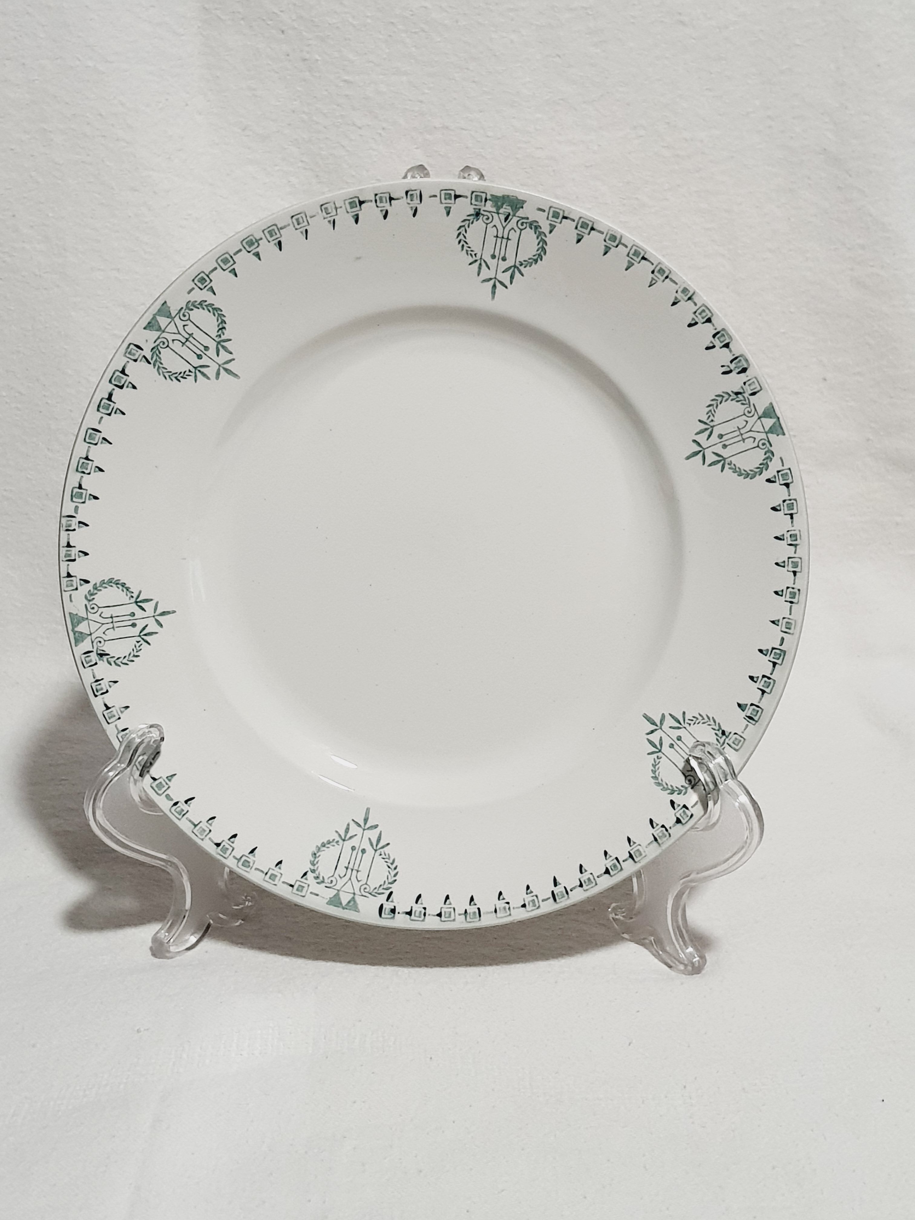 Lot of 10 flat plates made of iron earth