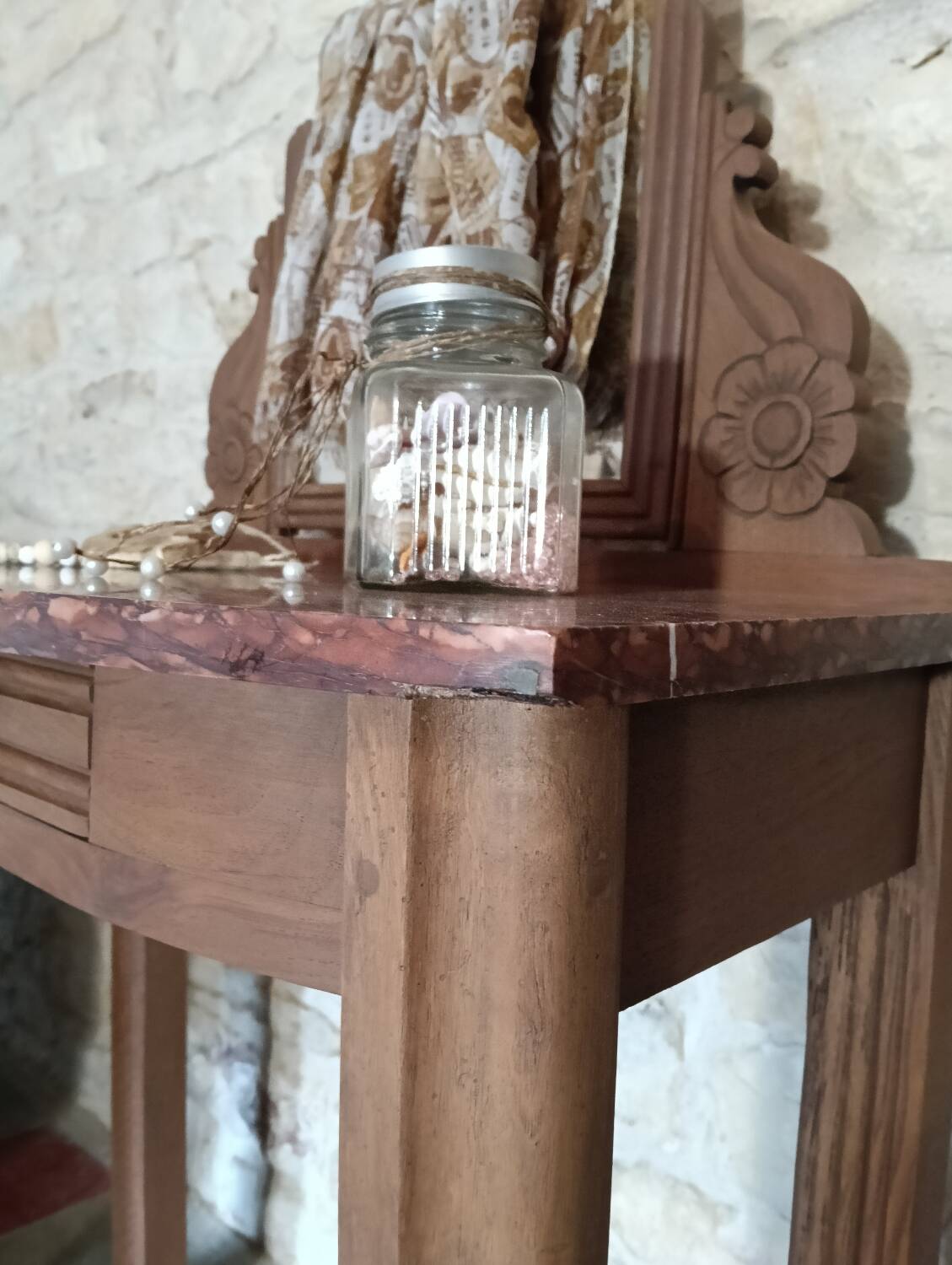 Art Deco Hairdresser