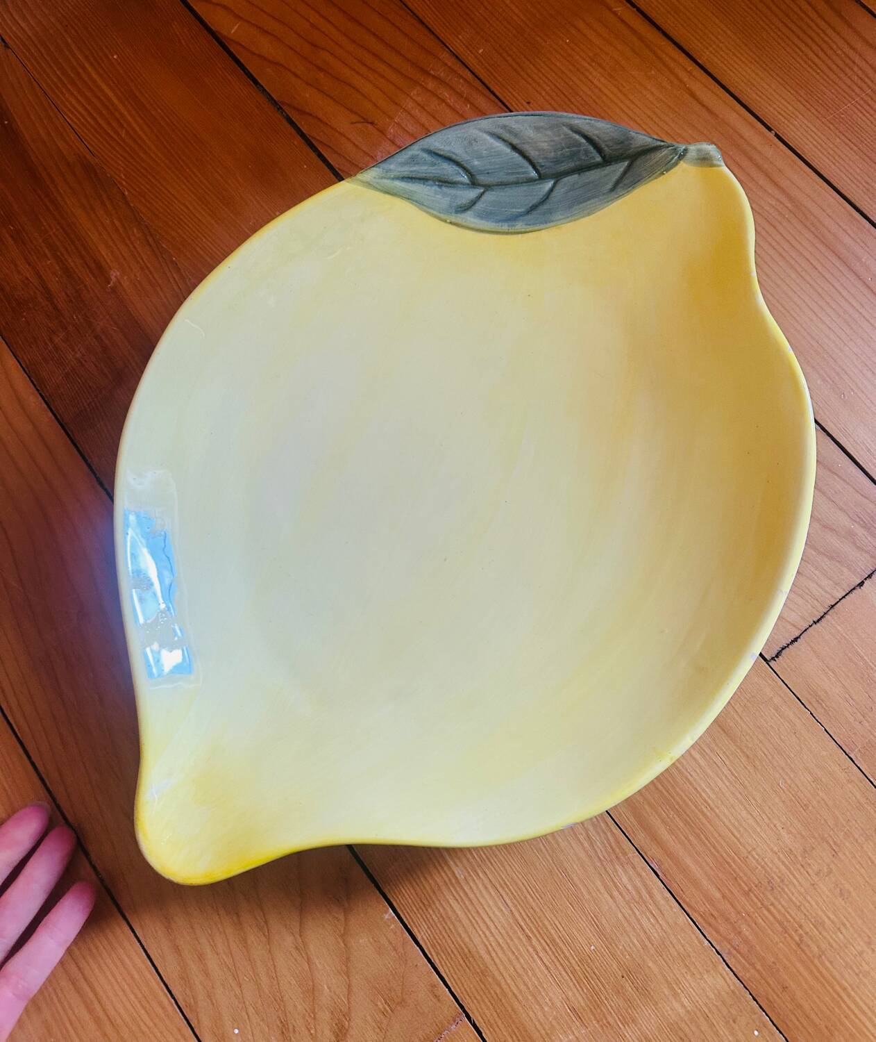 Vintage lemon slipware dish