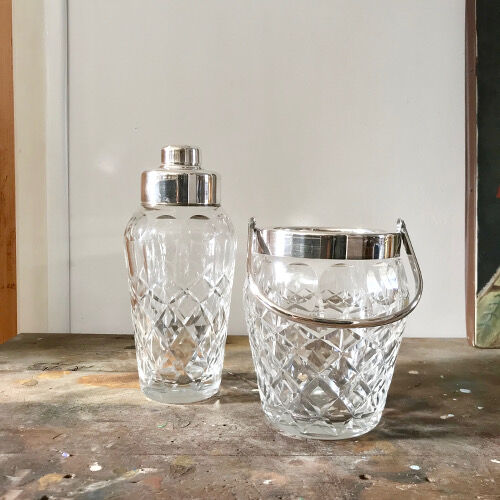 Shaker set and ice bucket