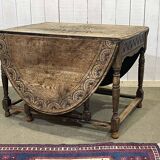 English oak drop-leaf table from the early 20th century