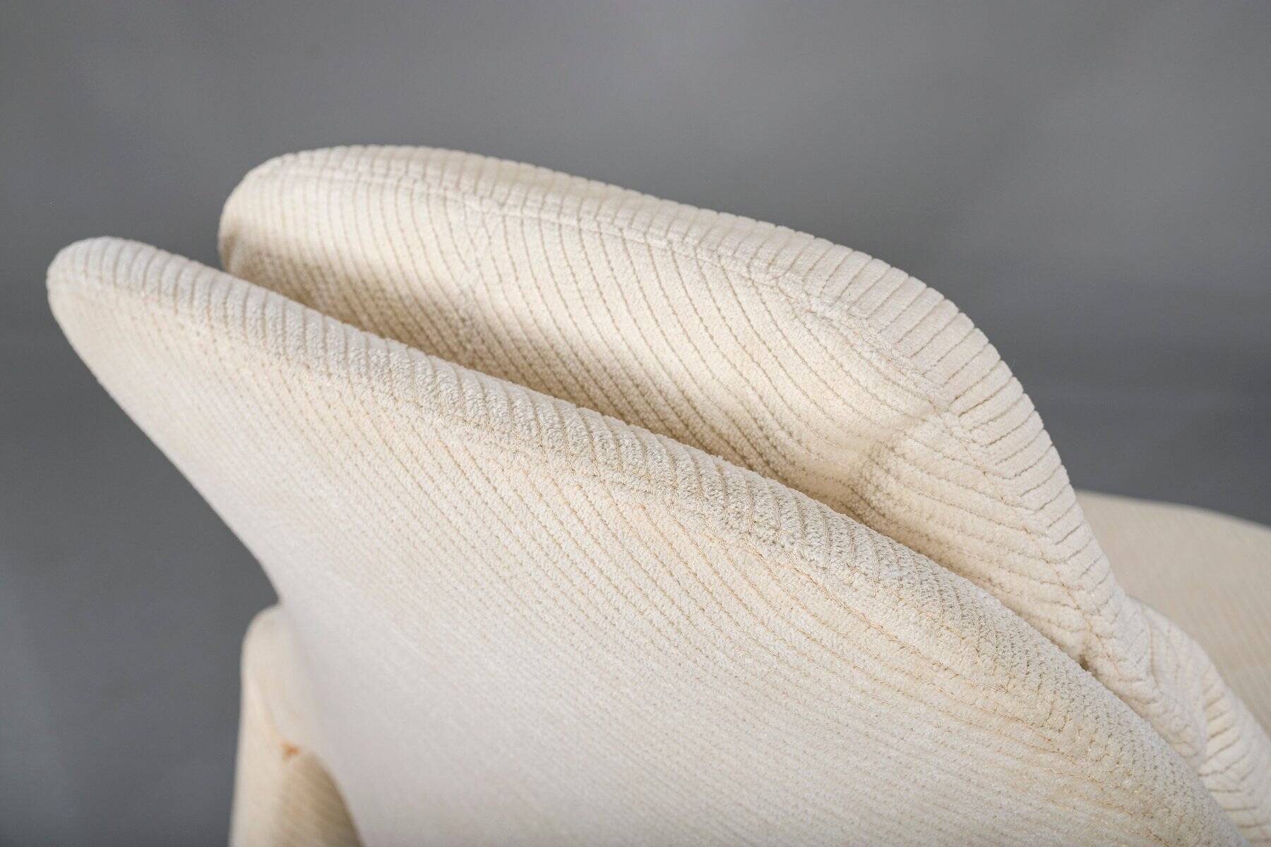 P60 chairs and ottomans by Vittorio Introini for Saporiti, 1960s, set of 4