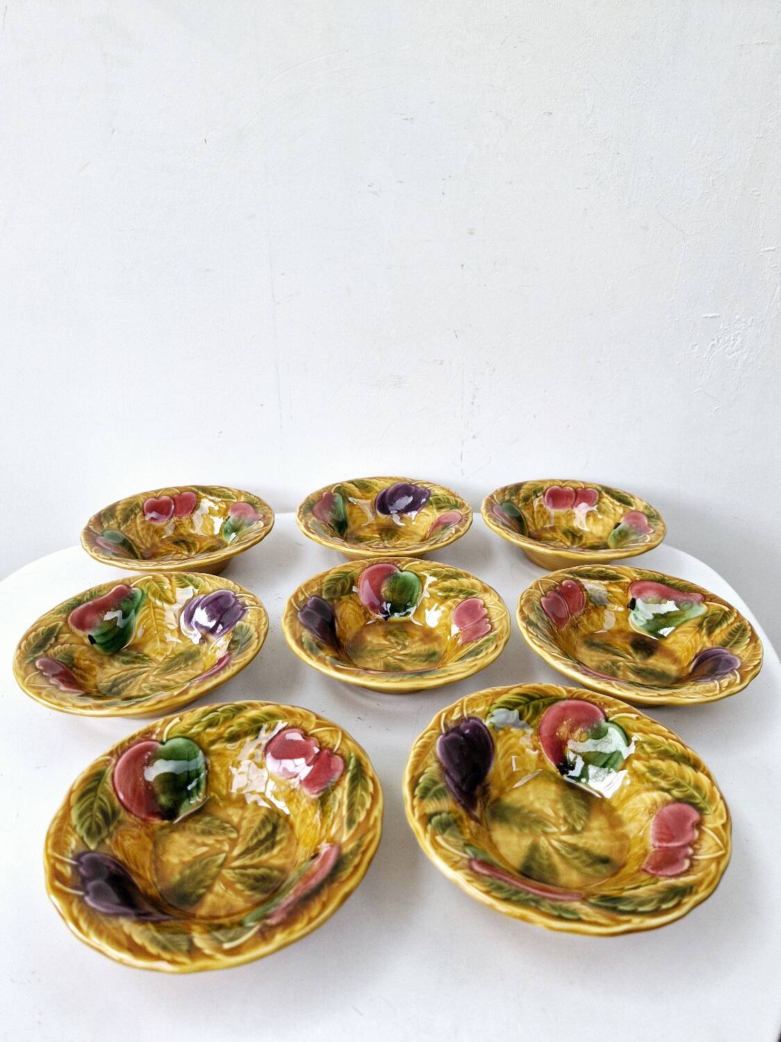 8 cups bowls + salad bowl vintage barbotine fruit sarreguemines