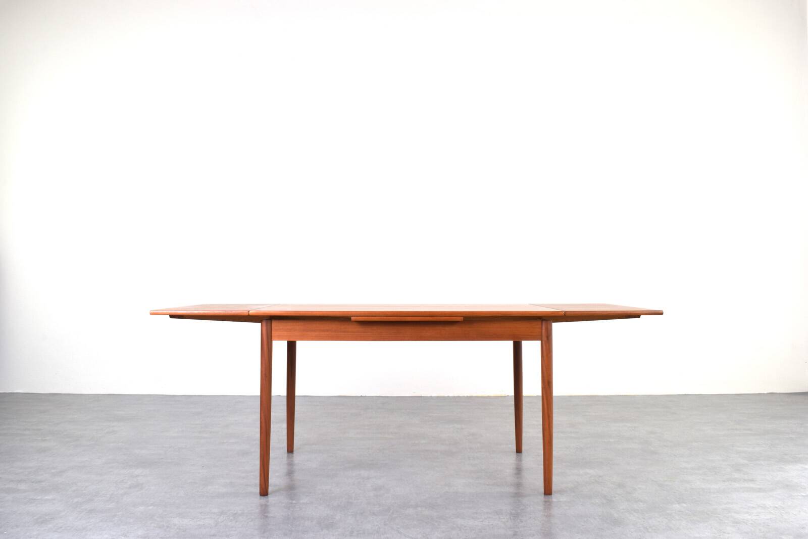 Mid-Century Danish Teak Extendable Dining Table, 1960s.