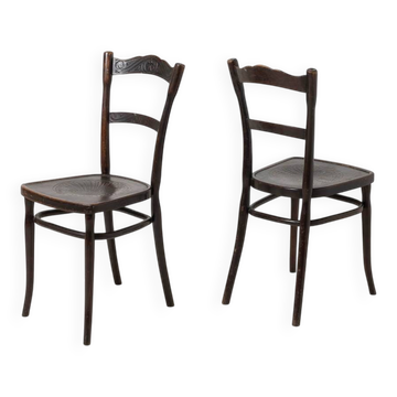 Pair of antique bentwood cafe / dining chairs by J&J Kohn, Austria, circa 1