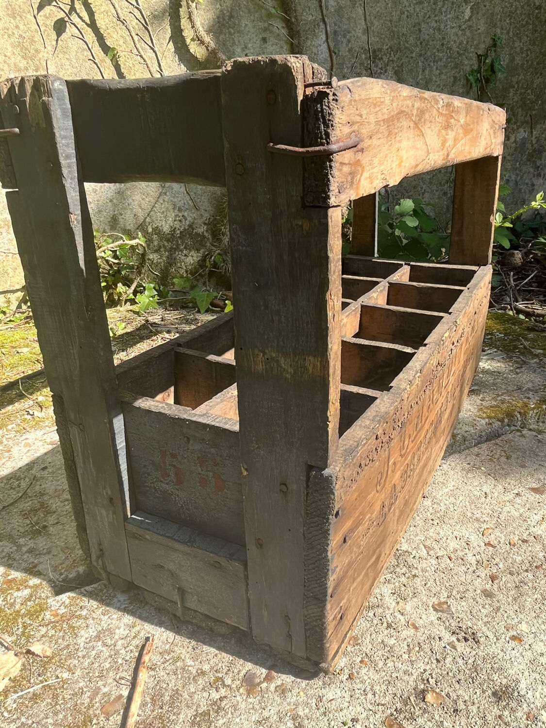 Range bouteille en bois