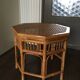 Table d’appoint rotin et osier années 1950
