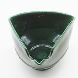 Empty pocket in green dabbling