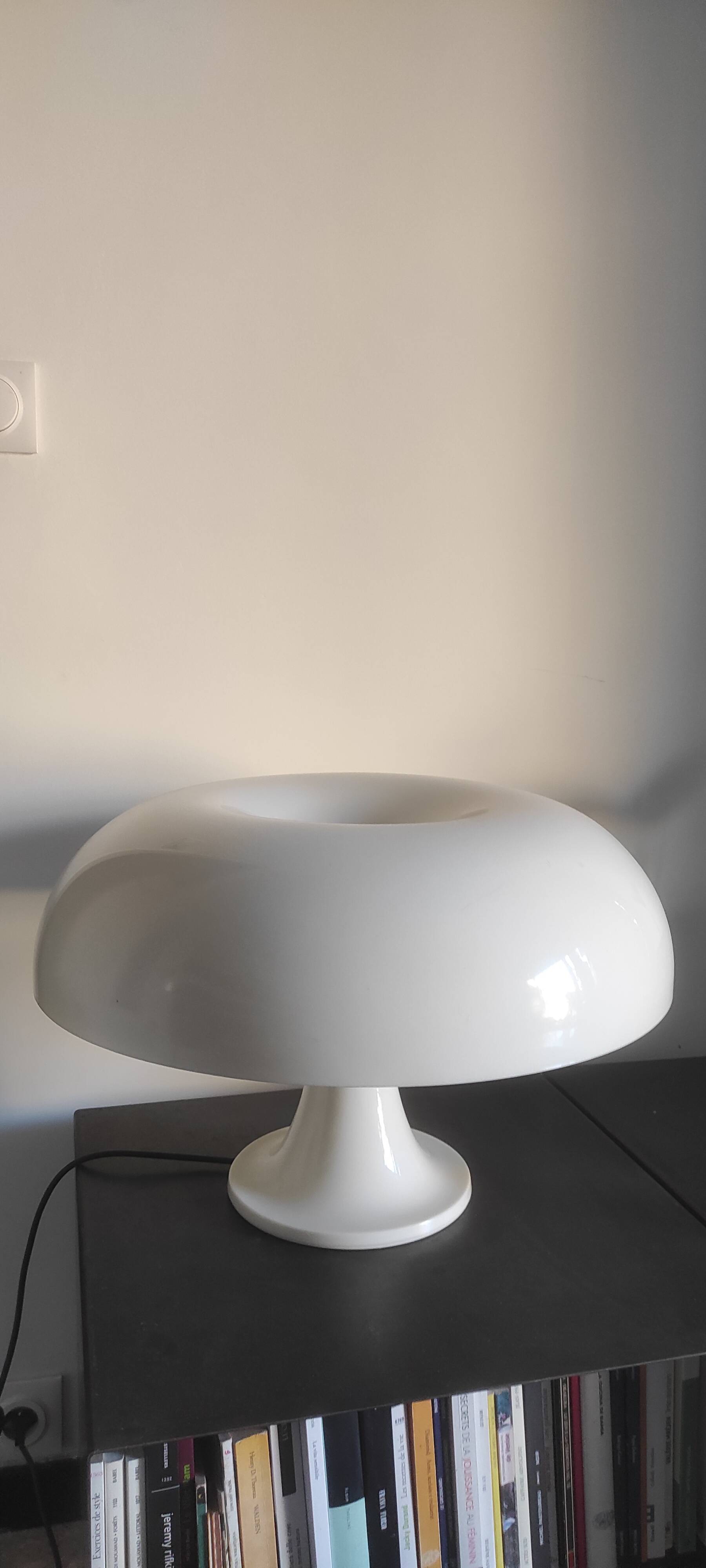 Nesso Artemide lamp