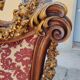 Un trône ou fauteuil d'apparat imposant , en bois sculpté XIX siecle