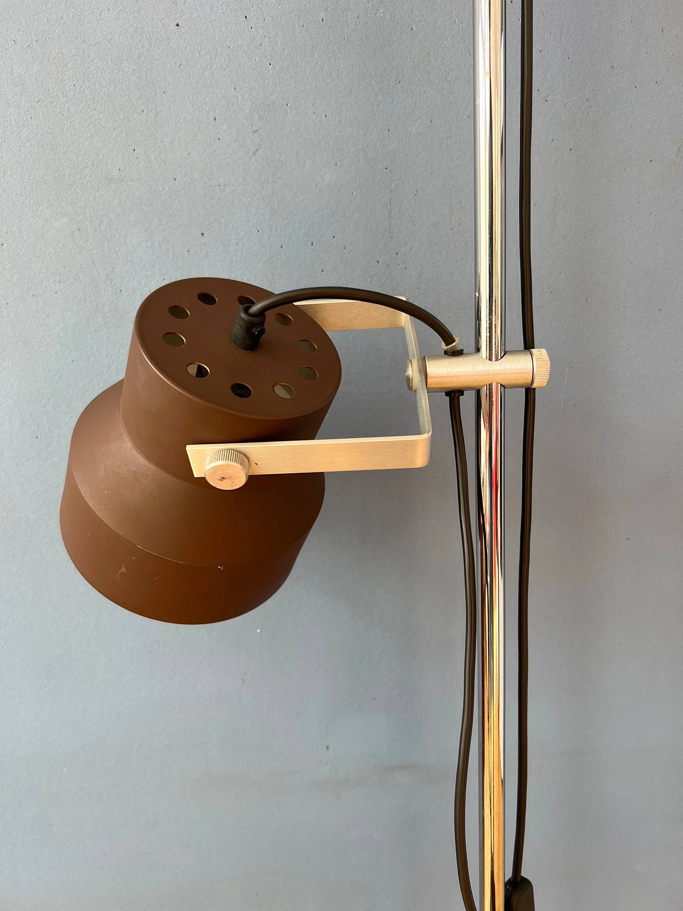 Mid-century Space Age brown Anvia floor lamp