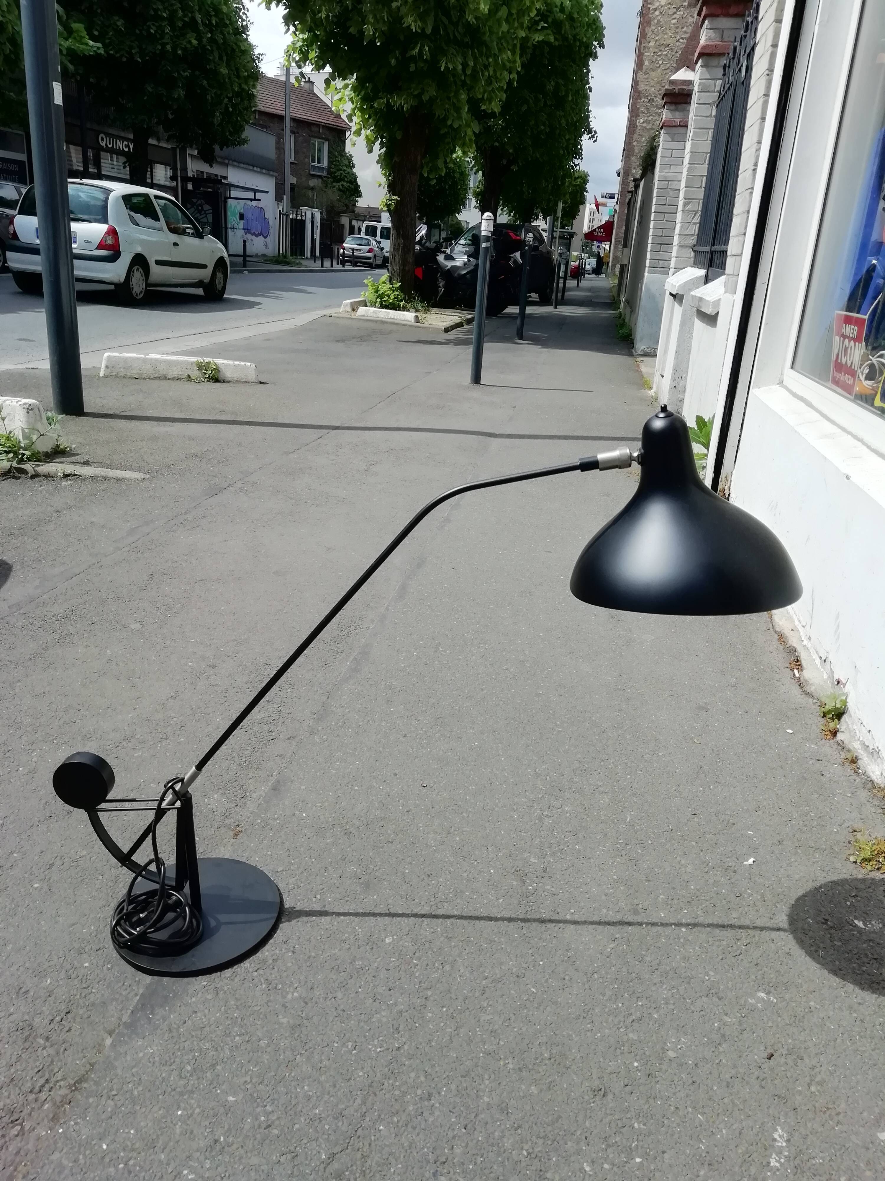 Mantis B53 desk lamp