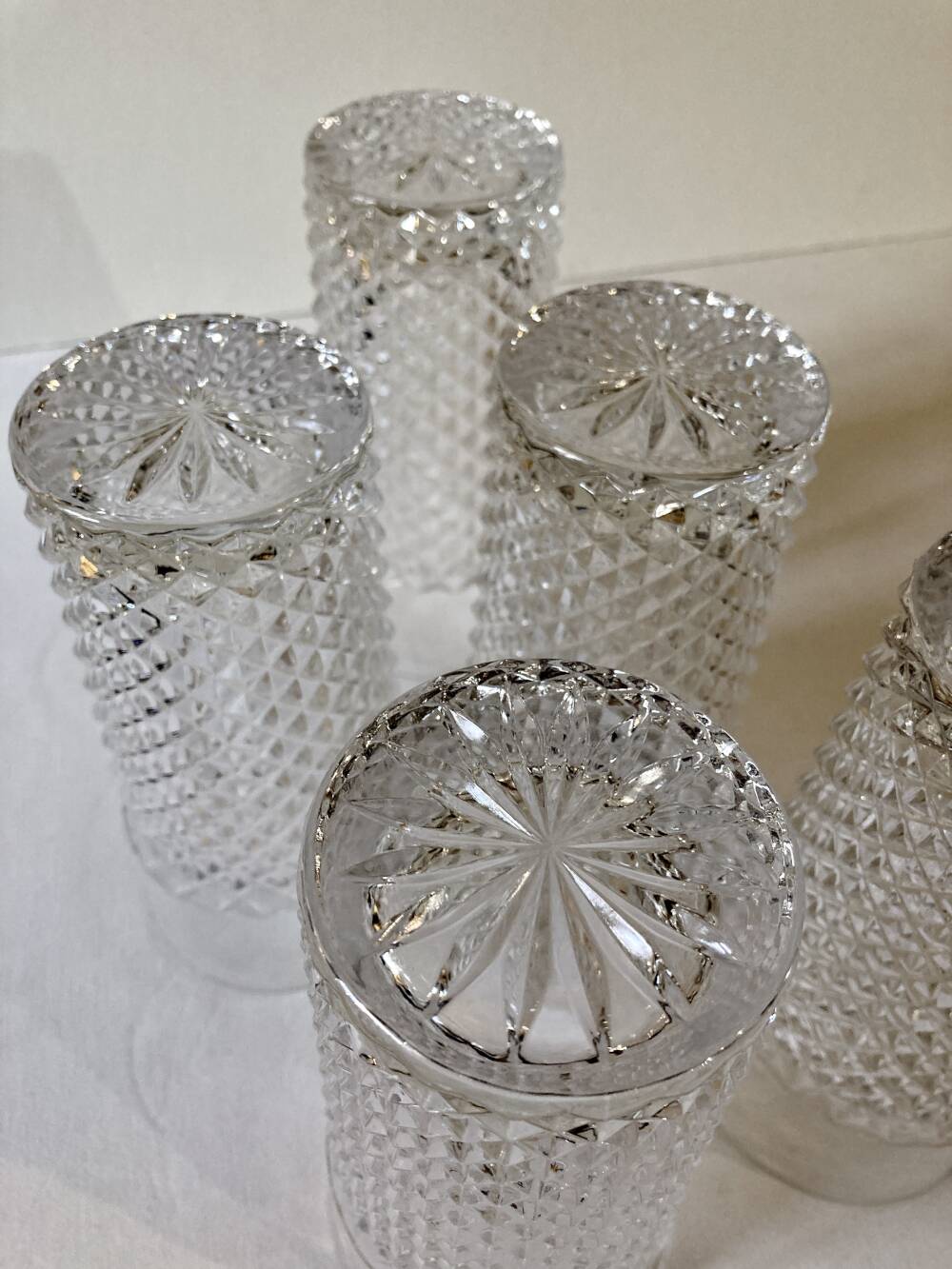 5 vintage glasses with a diamond point pattern
