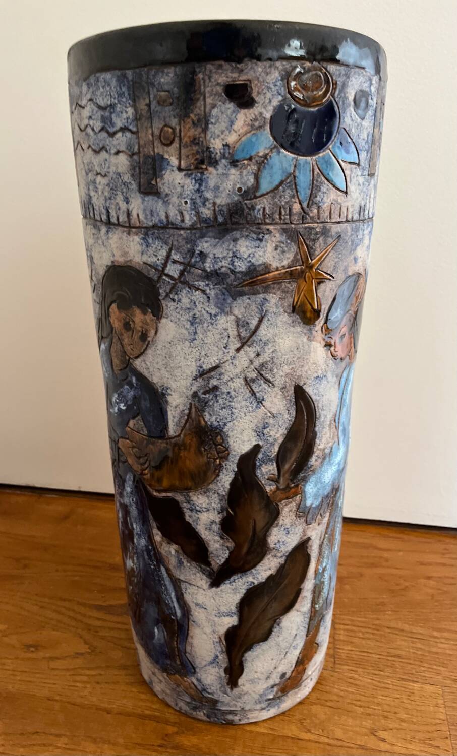 Large ceramic roller vase or umbrella stand