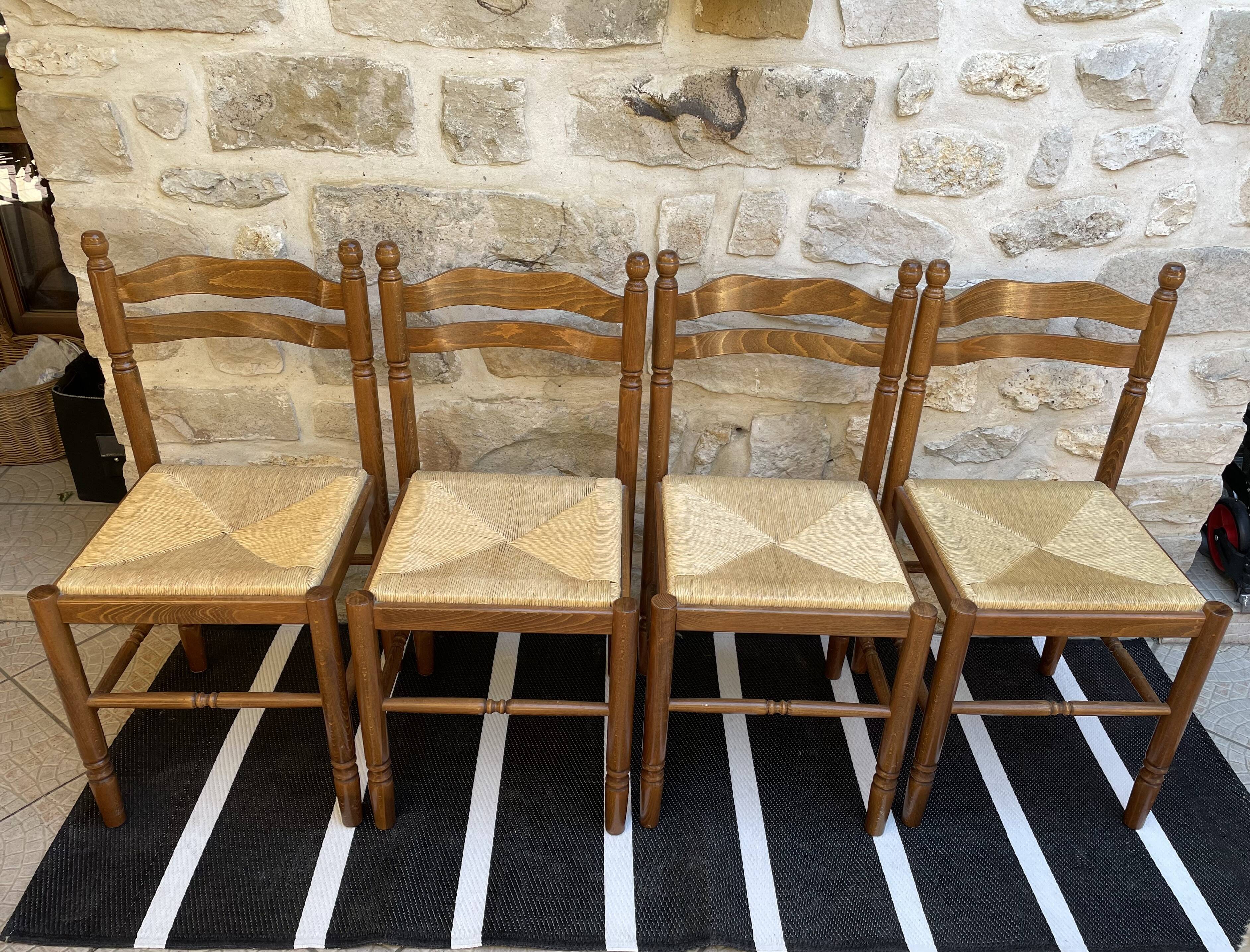 Set of 4 wooden chairs seated straw