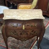 Commode De Style Louix XV En Marqueterie