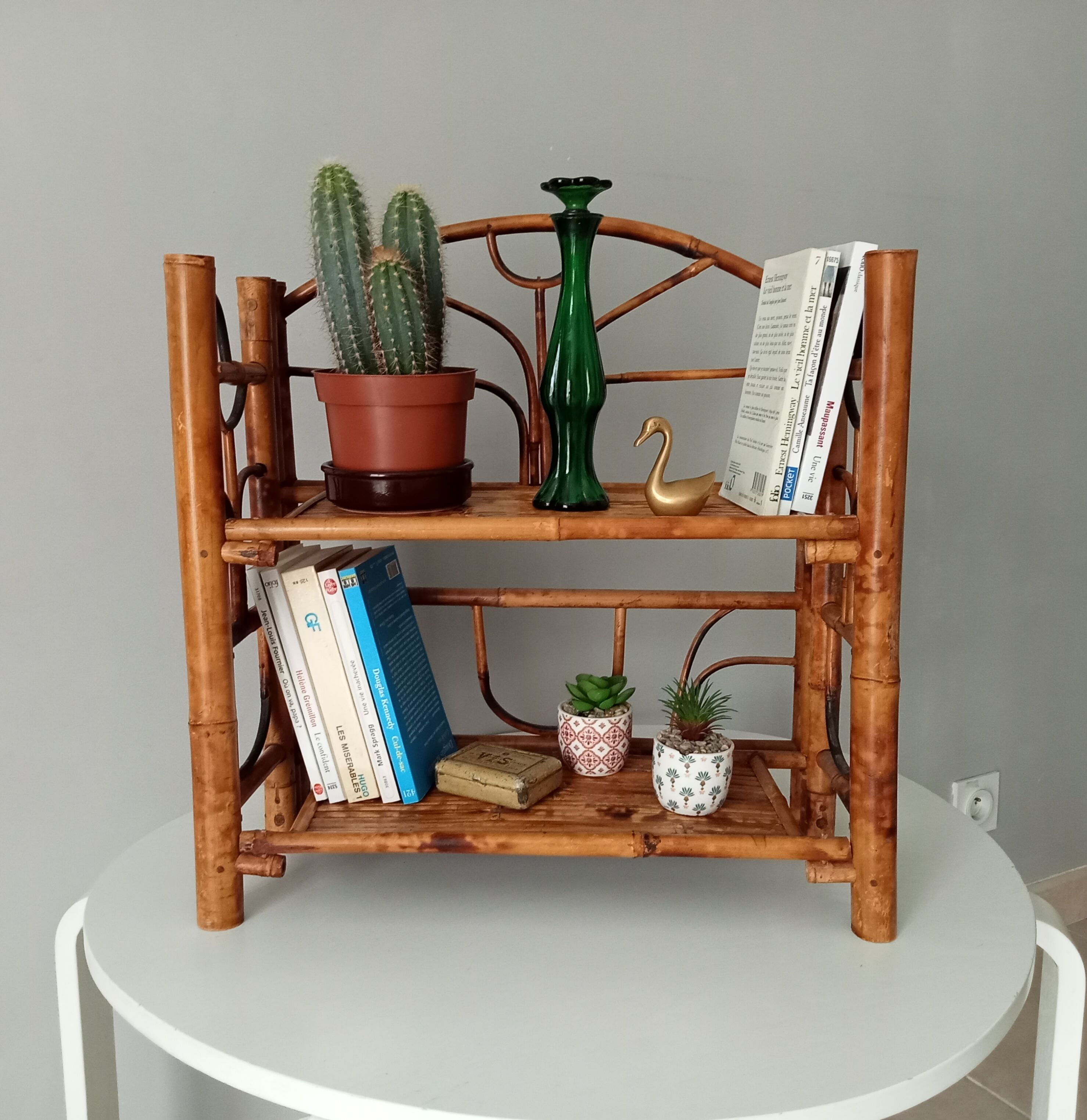 Vintage bamboo shelf 60s/70s