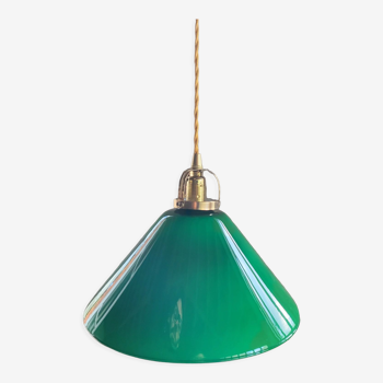 Suspension conique en opaline verte