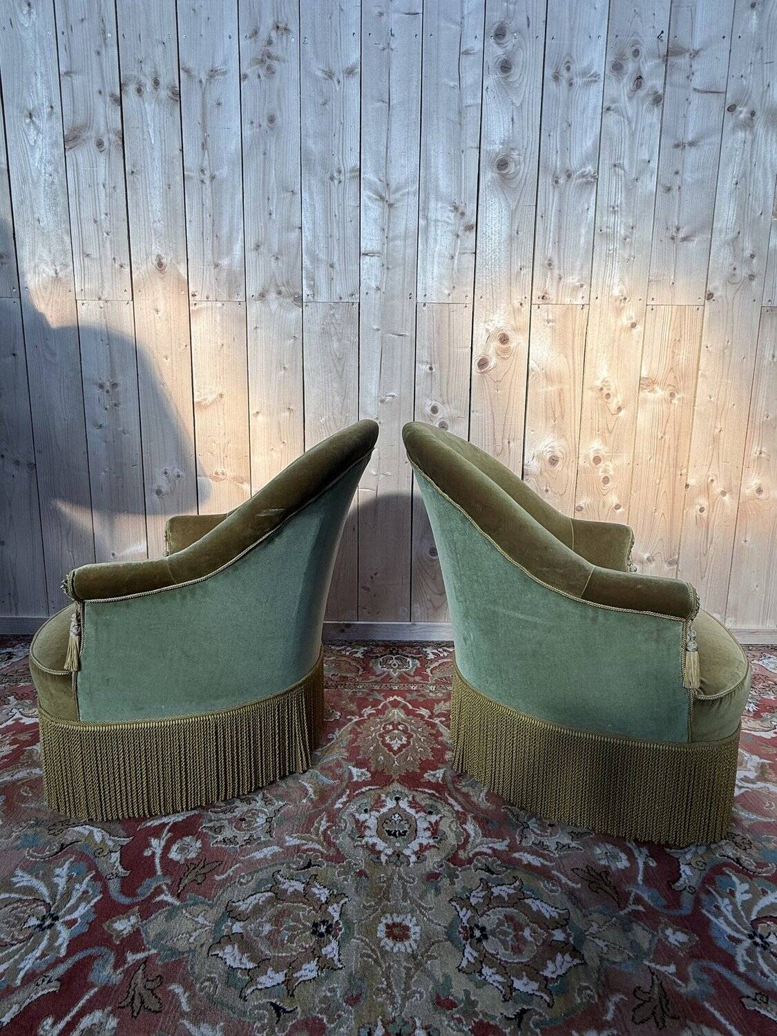 Pair of Napoleon III style crapaud armchairs in two-tone velvet.