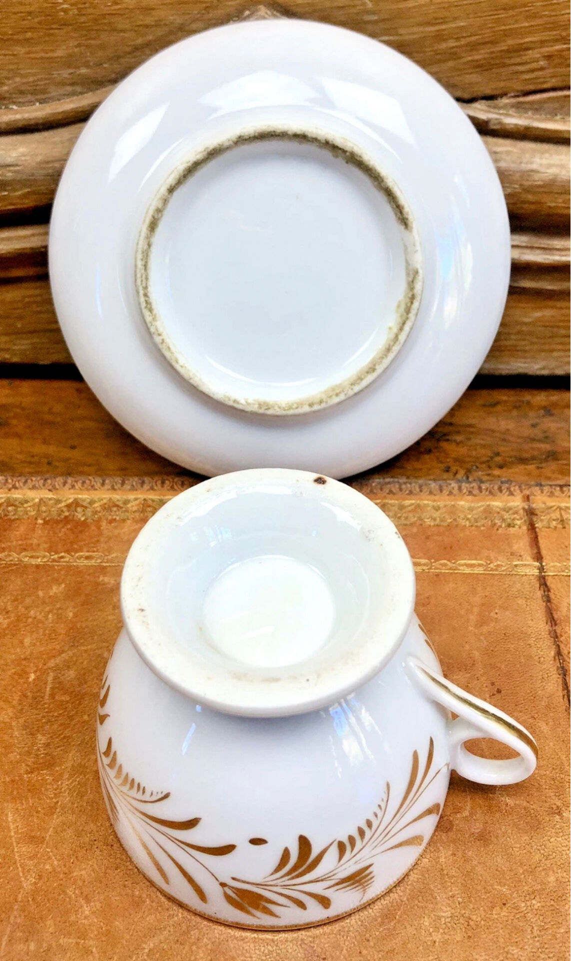 Antique Empire XIX coffee service for 6 cups, porcelain from Paris.
