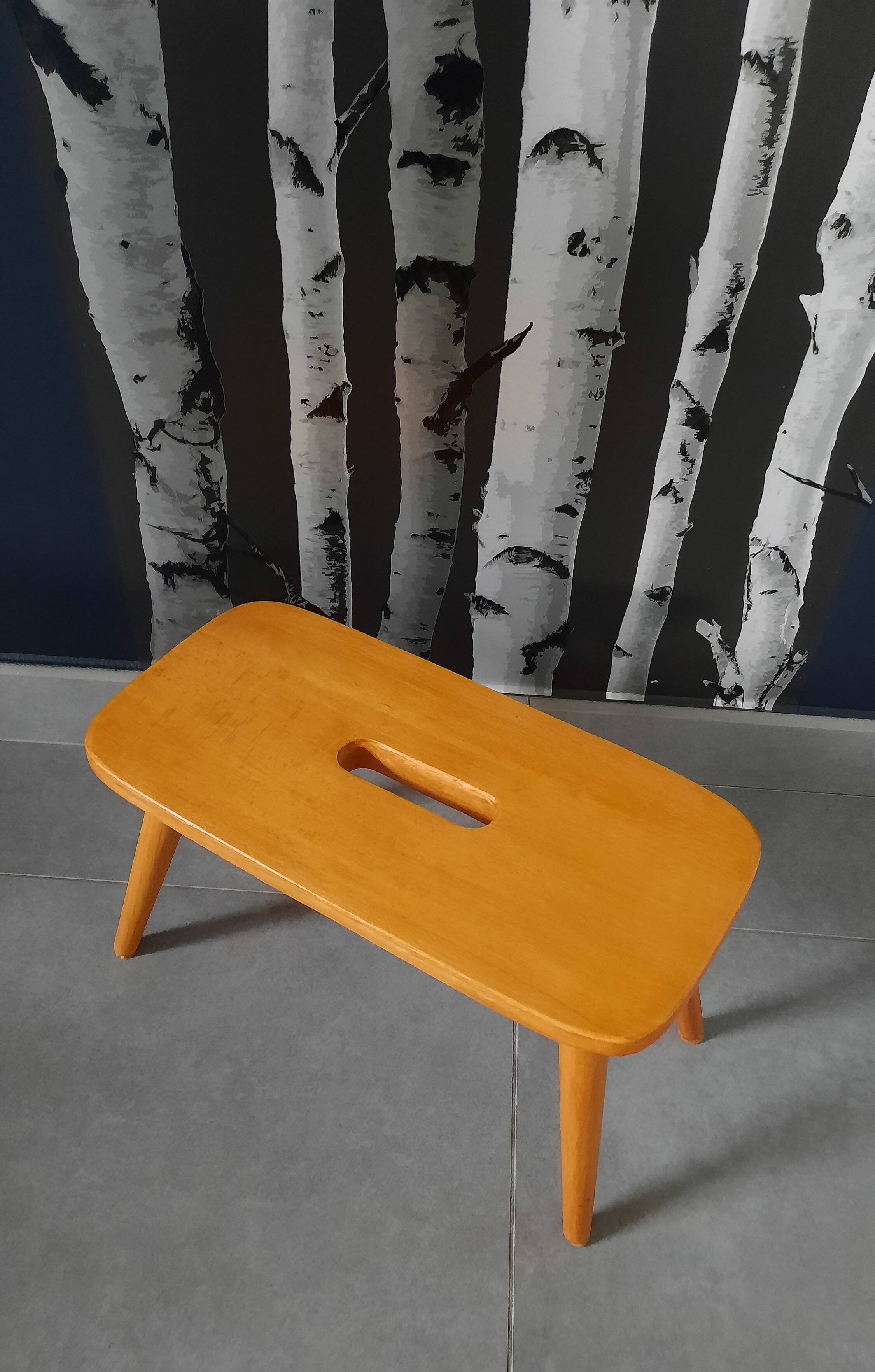 Mini stool with compass legs
