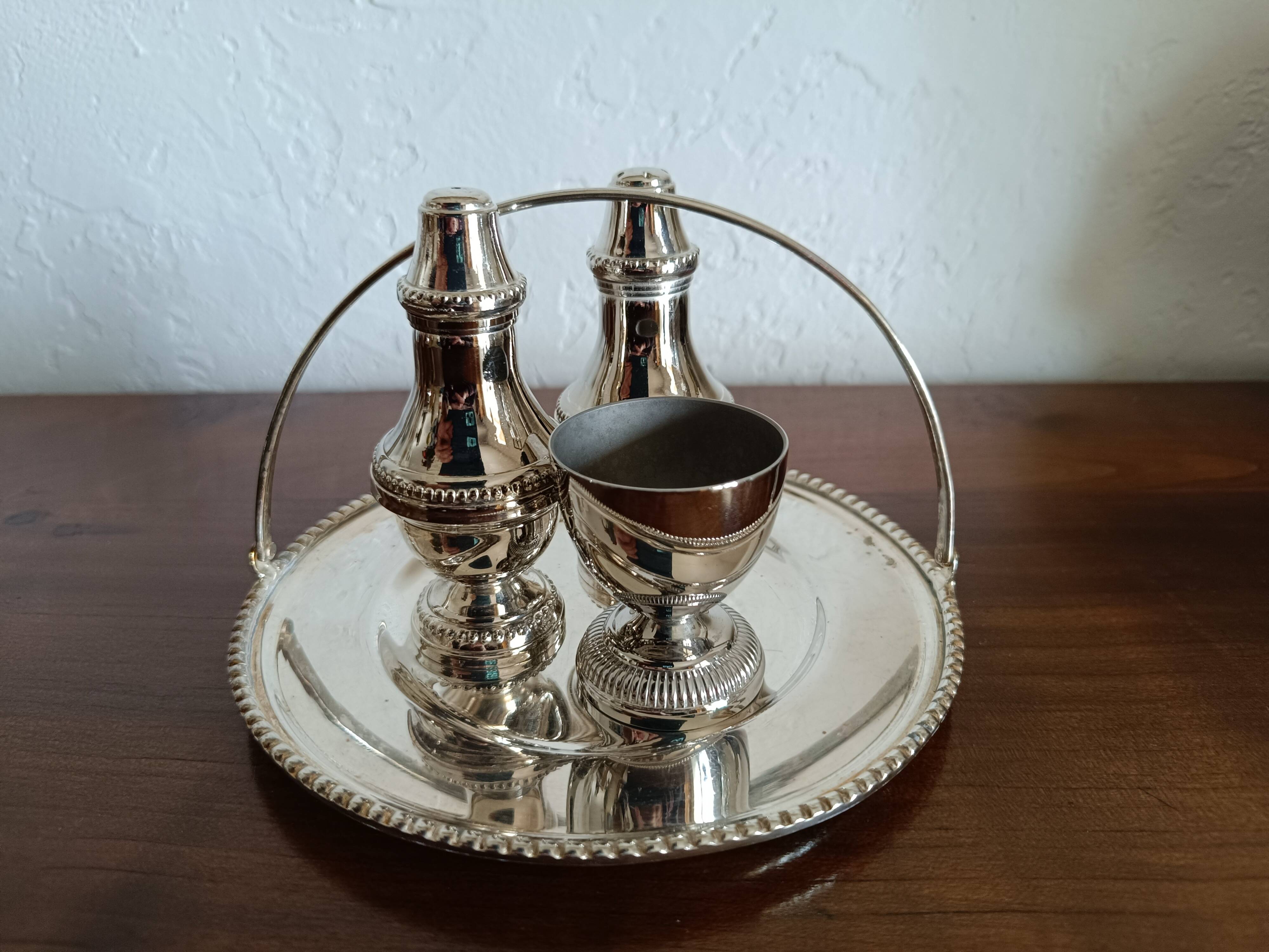 Silver-plated boiled egg set