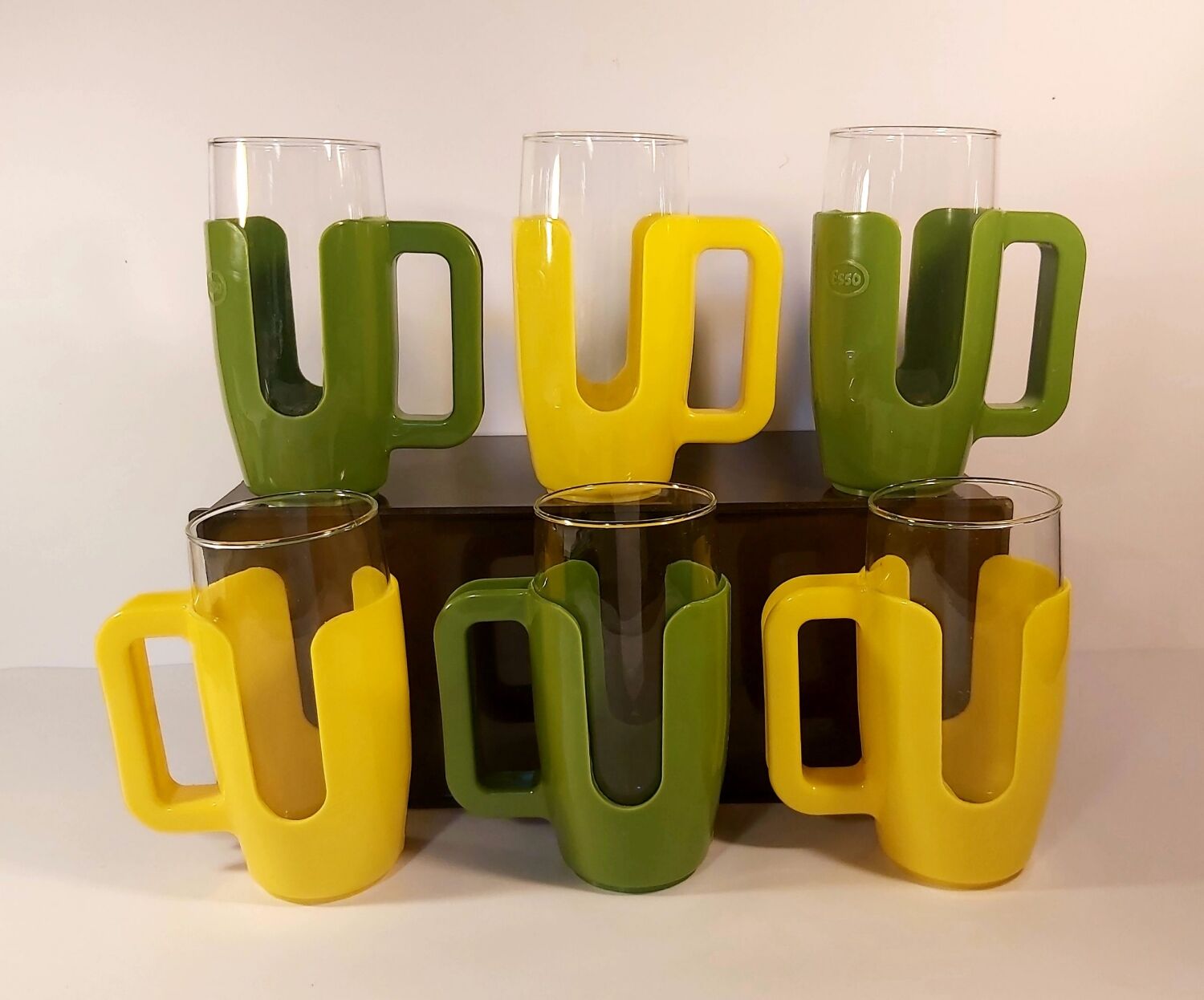 Esso advertising glasses